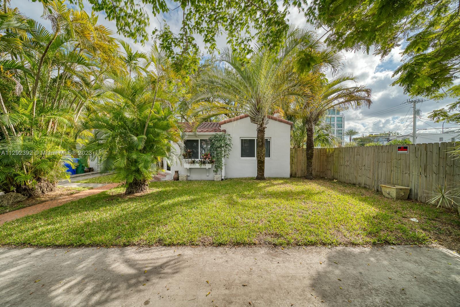 644 NE 82nd Ter, Miami, FL 33138