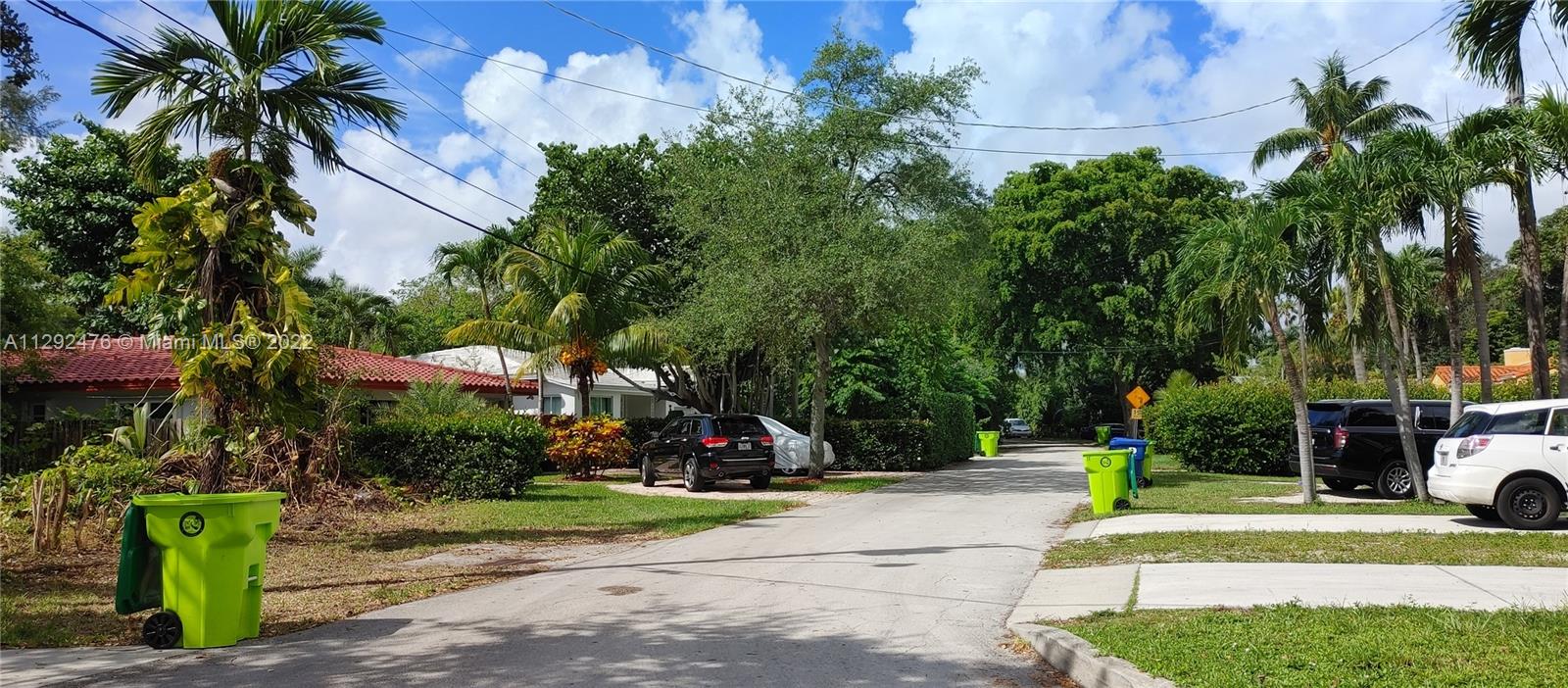 6-view westbound on 86 st - property on left south side