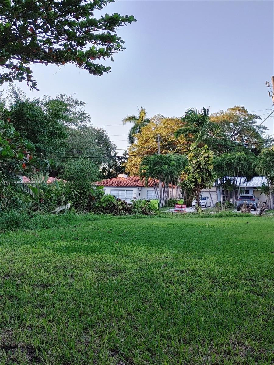 5-view from rear of property towards 86 st