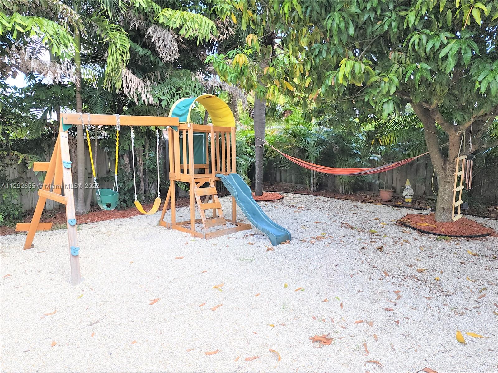 Listing Photo 32