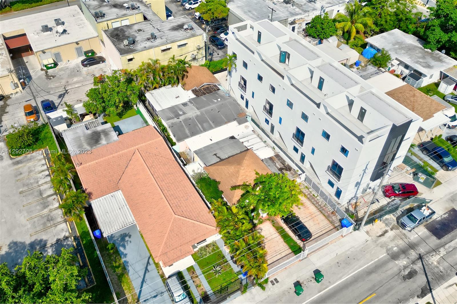 3355 SW 22nd Ter  For Sale A11292706, FL