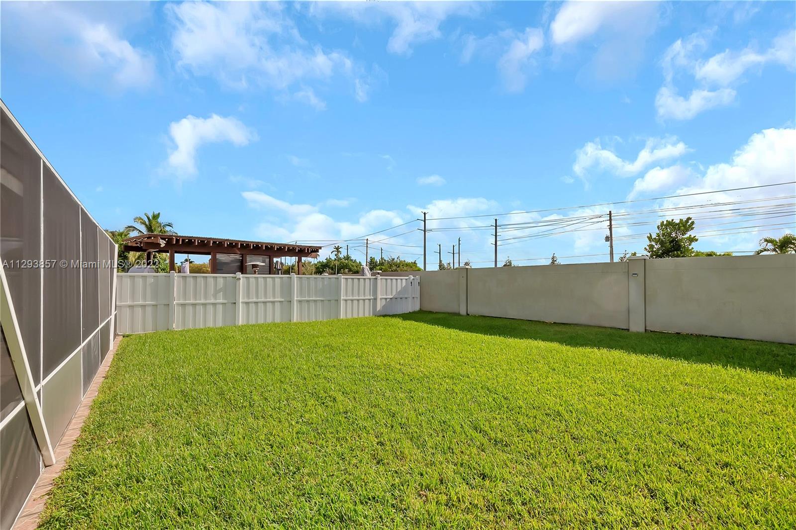 Listing Photo 25