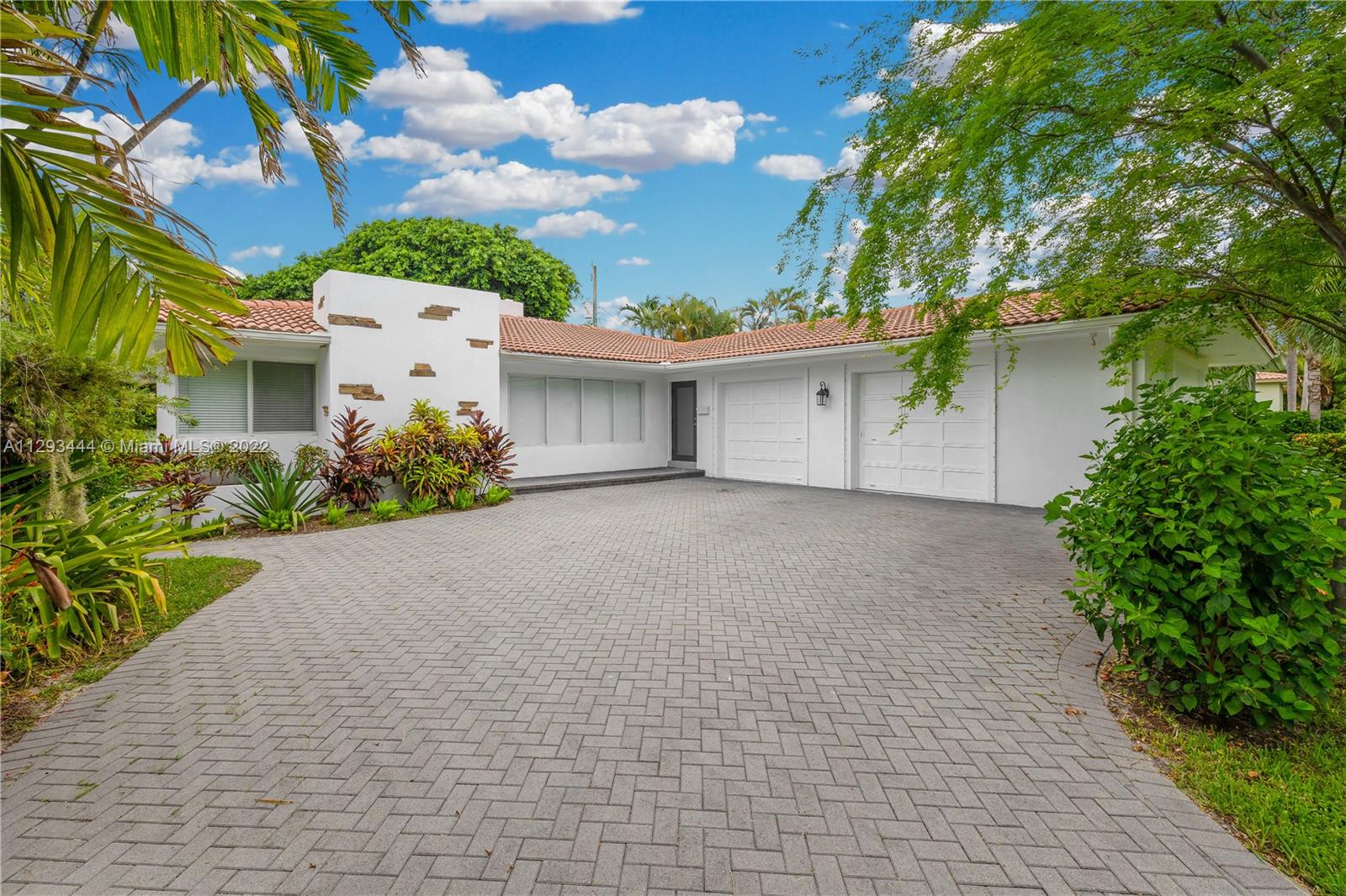 1290 NE 100th St, Miami Shores, FL 33138