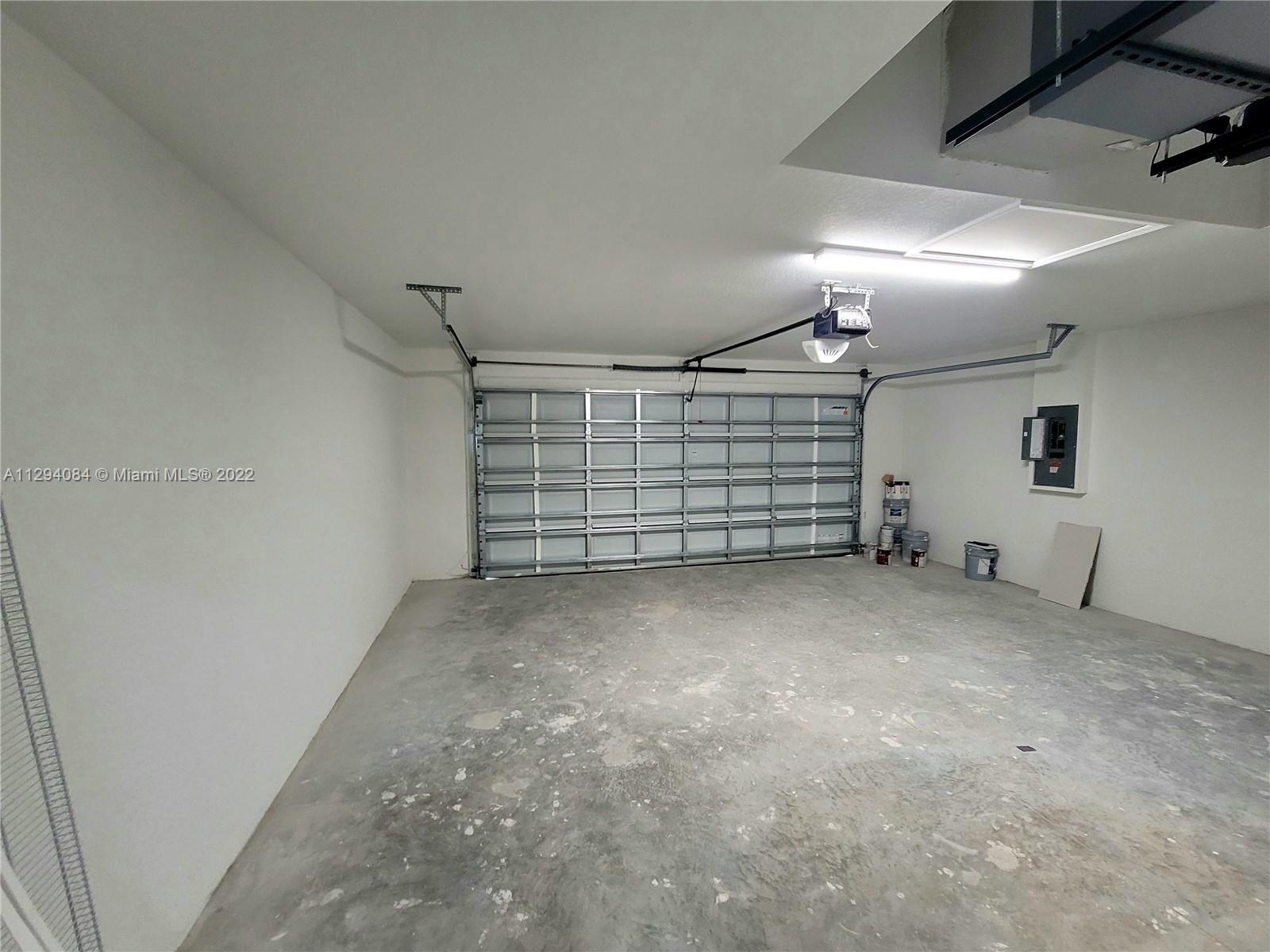 Listing Photo 34