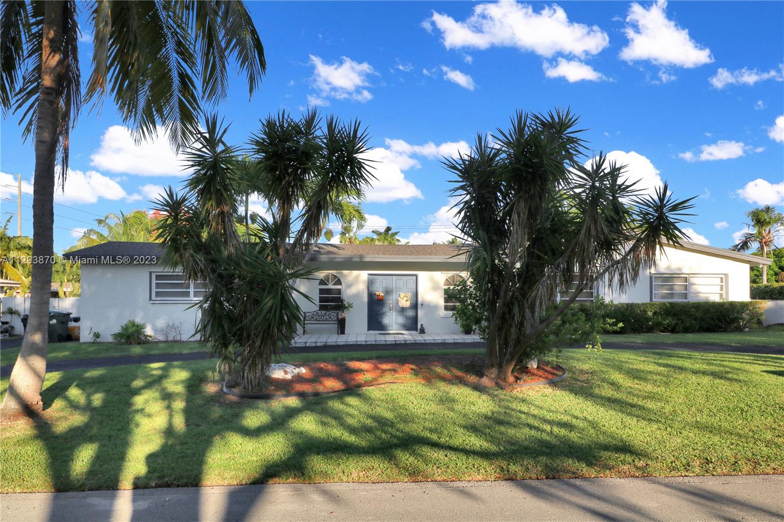 Don't miss out on this great opportunity in Palmetto Bay! This spacious four-bedroom/three-bathroom pool home on a 17,000+ sq ft lot offers extensive living/dining areas w/ views of the pool & patio. This home features formal living & dining rooms and a spacious updated kitchen with stainless steel appliances. French doors lead you to a covered patio that overlooks a large screened pool, an ideal entertainment area. Palmetto offers access to some of Miami-Dade's most desirable public & private school districts, close to The Falls and Coral Reef Park. A true must-see to appreciate. Call for a showing today.
