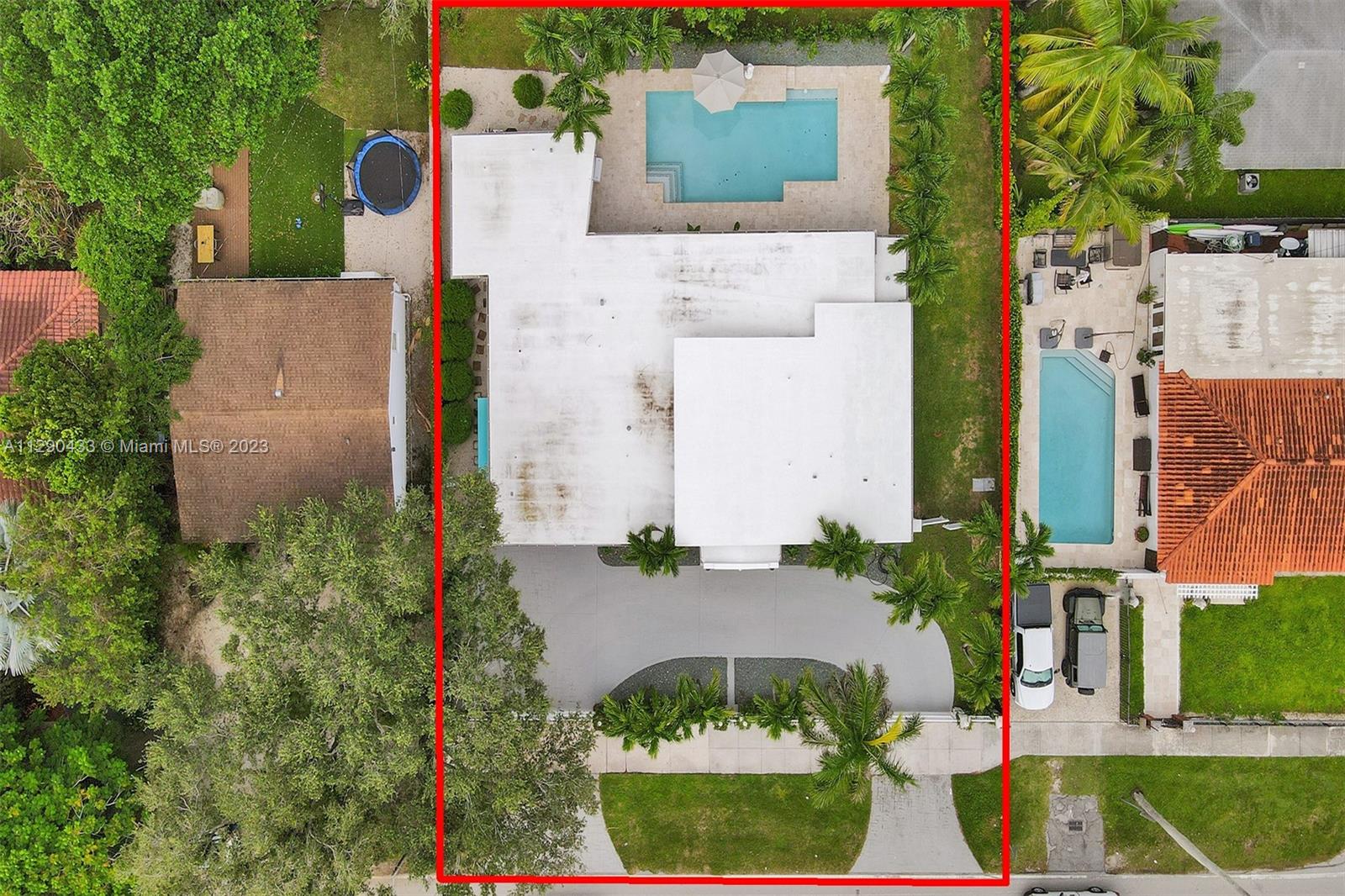 5725 SW 56th St  For Sale A11290433, FL