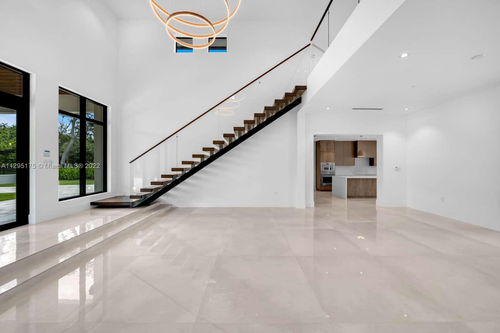 Listing Photo 10
