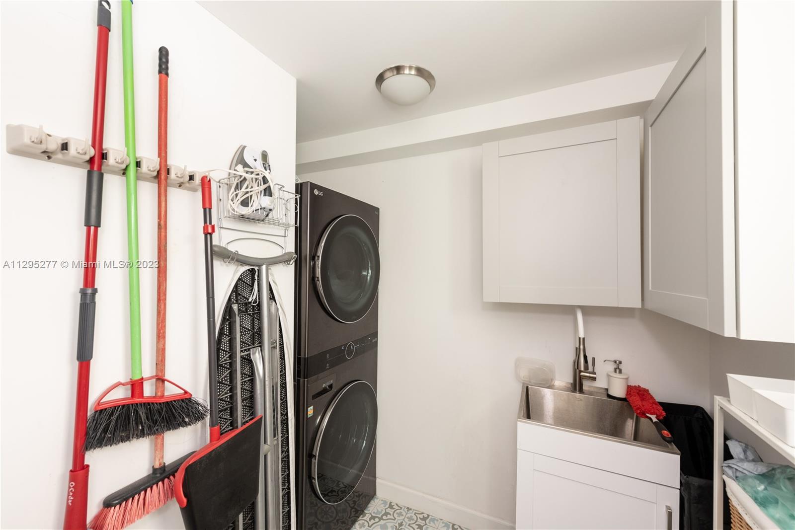 LAUNDRY ROOM WITH PRIVATE ENTRANCE