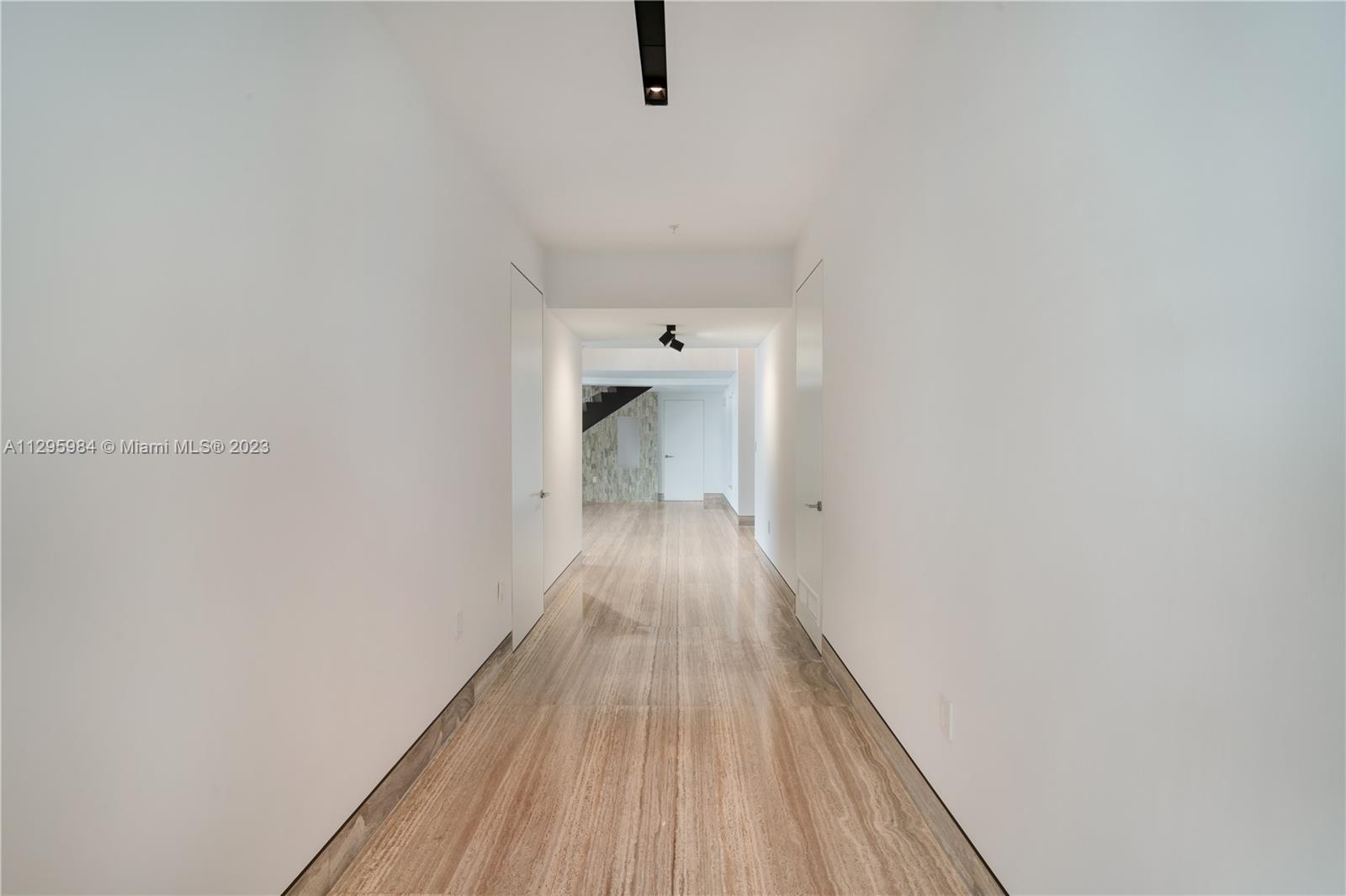 Listing Photo 29
