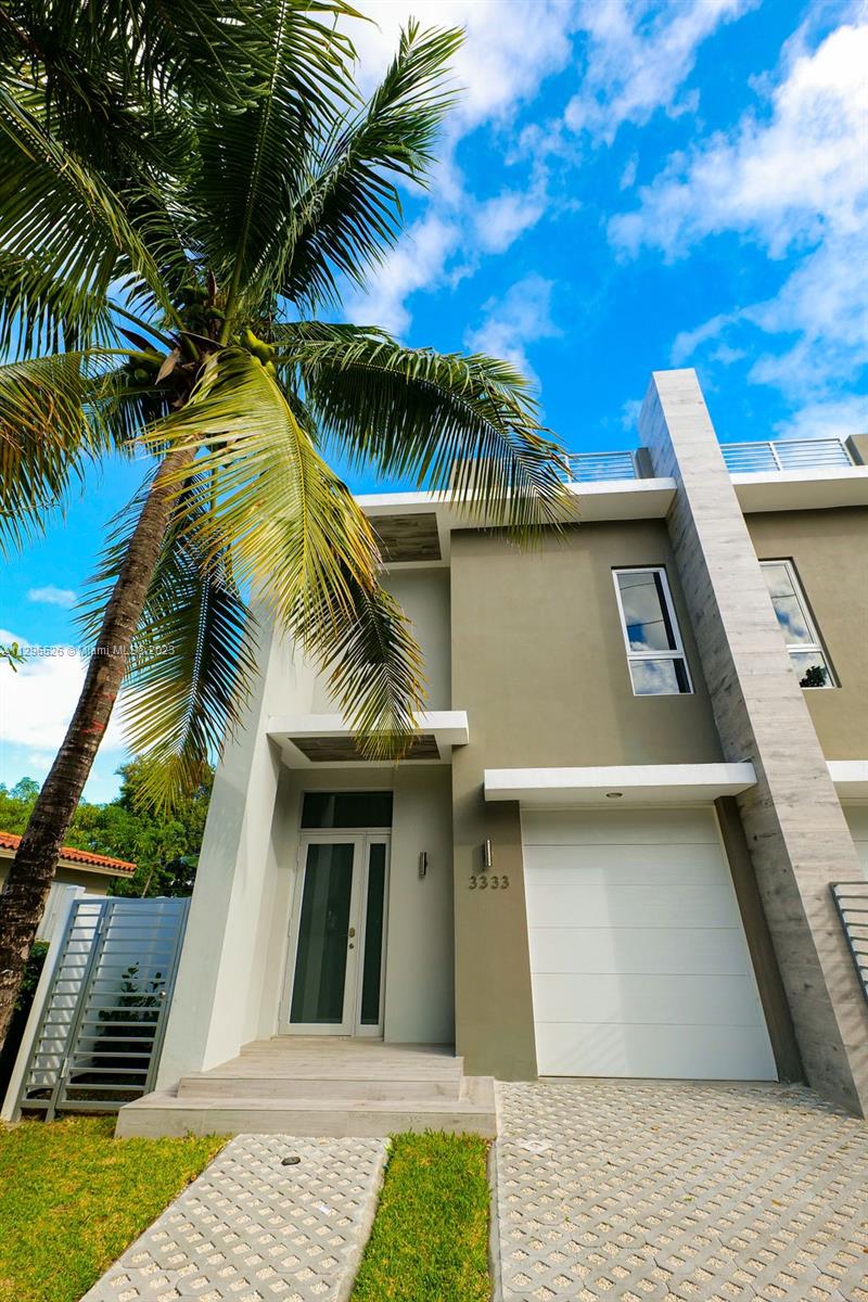 3333  SW 29th Terrace #3333 For Sale A11296526, FL