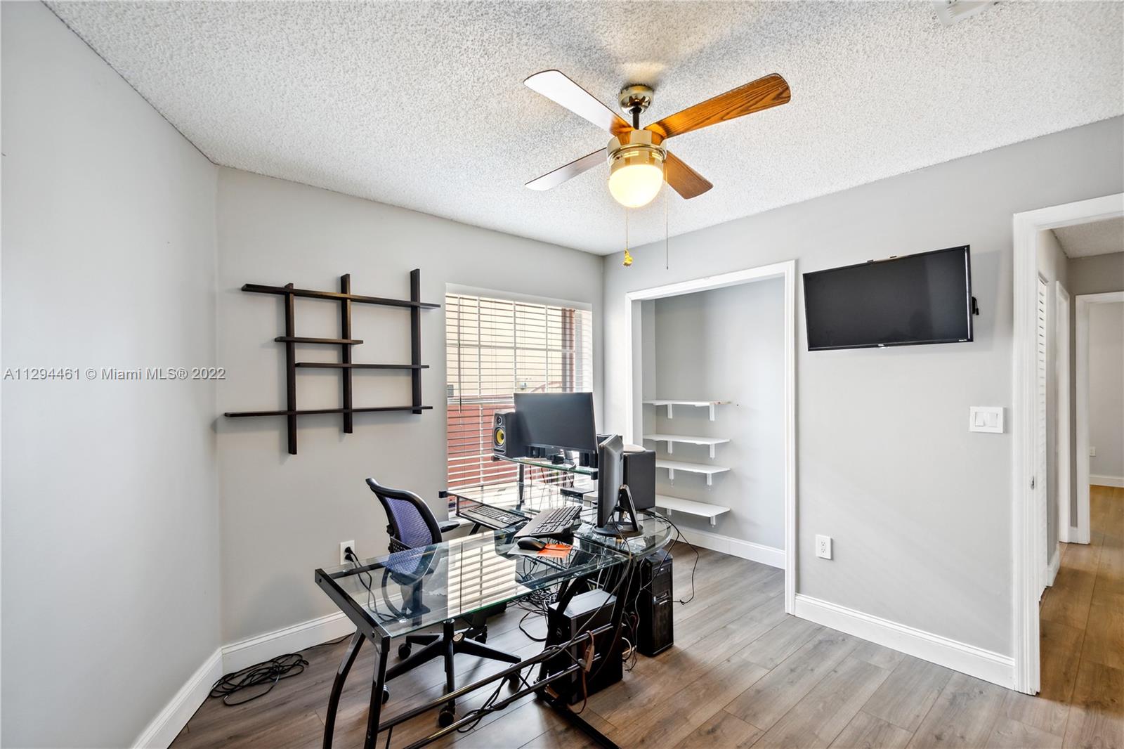 Listing Photo 15