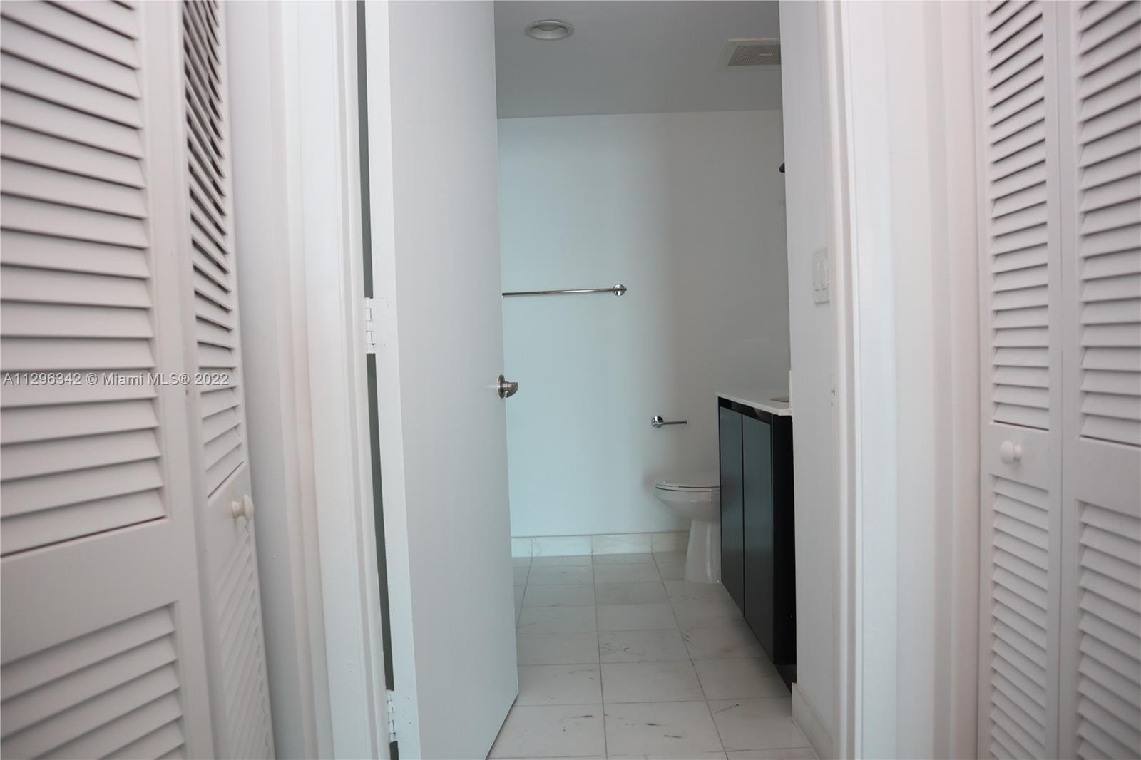 Photo 33 of Onyx on The Bay Apt 2403 in Miami - MLS A11296342