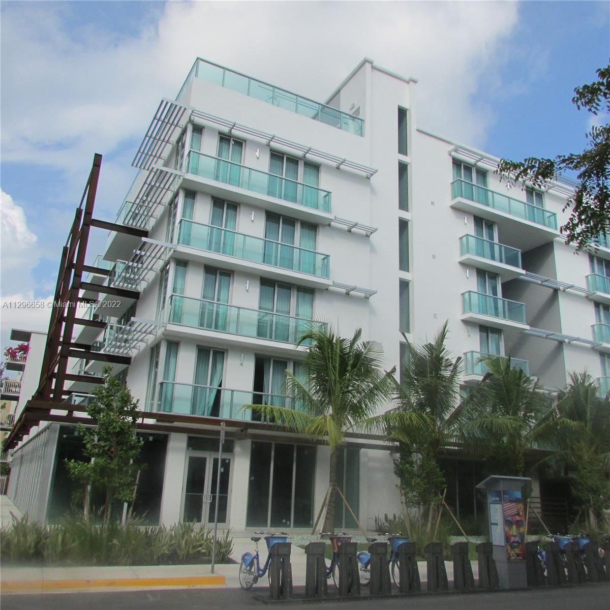 Trendy South Beach Condo Hotel! Offered fully furnished. For the sophisticated buyer that appreciates a full-service condo with pool! Walking distance to the best South Beach has to offer.