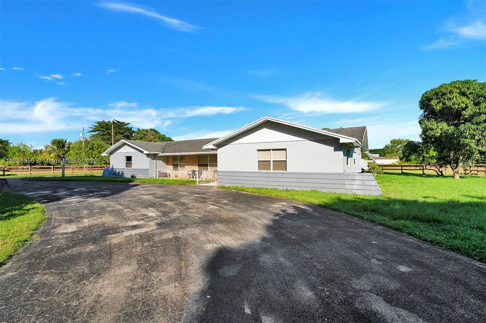 22955 SW 212th Ave, Miami, FL 33170