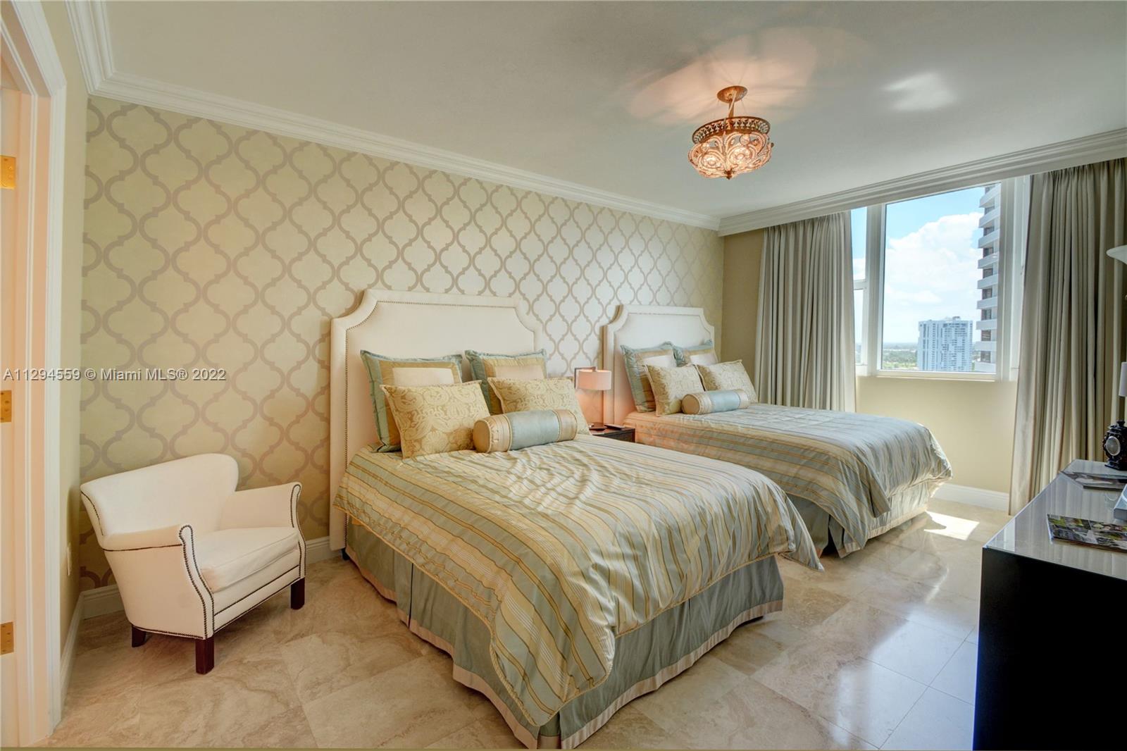 Guest Bedroom with a view to the golf course