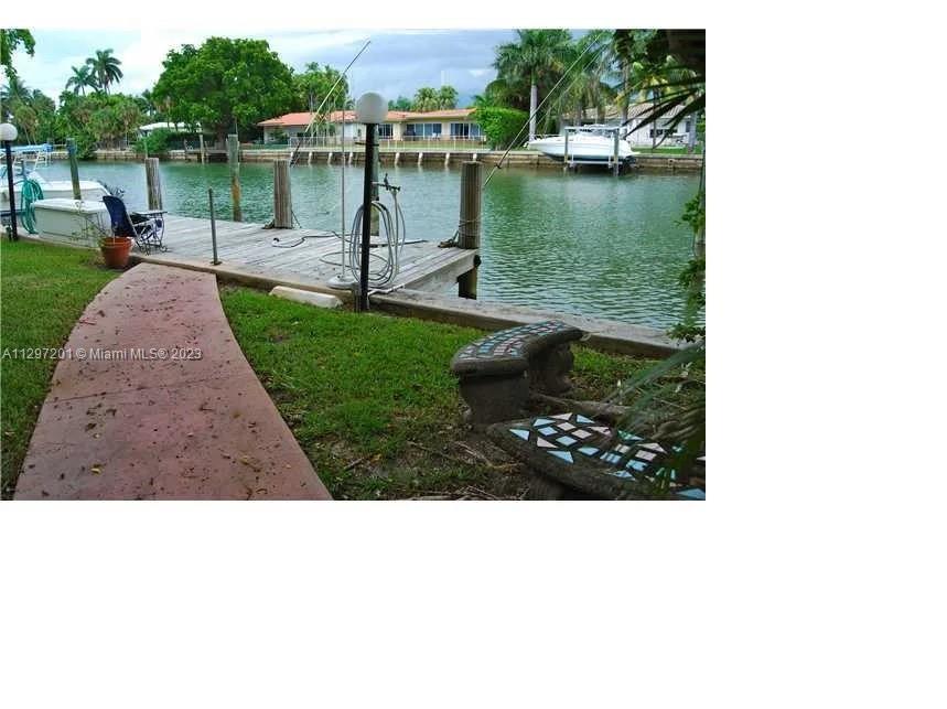 9900 W Bay Harbor Dr #3 For Sale A11297201, FL