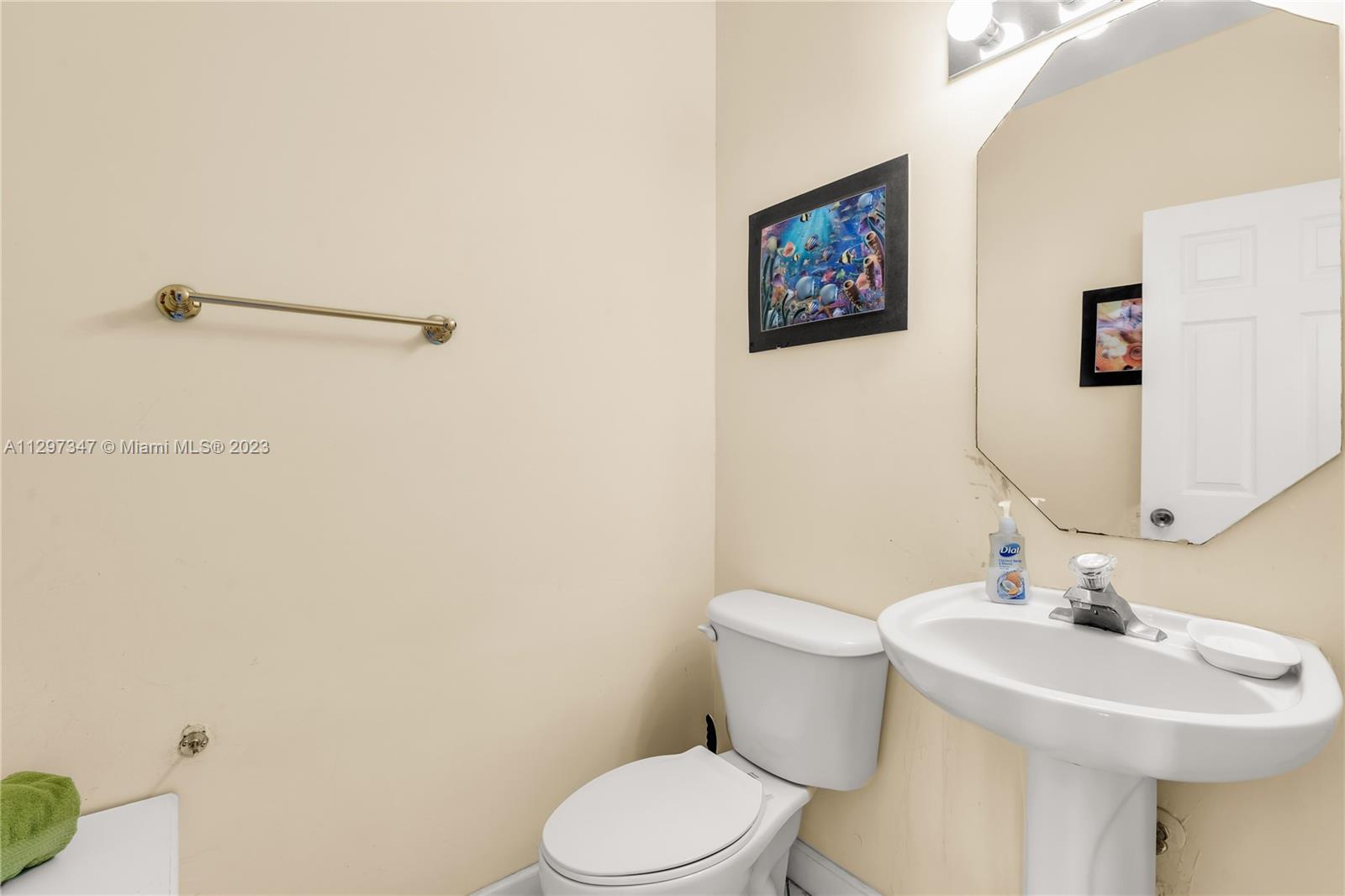 Listing Photo 20