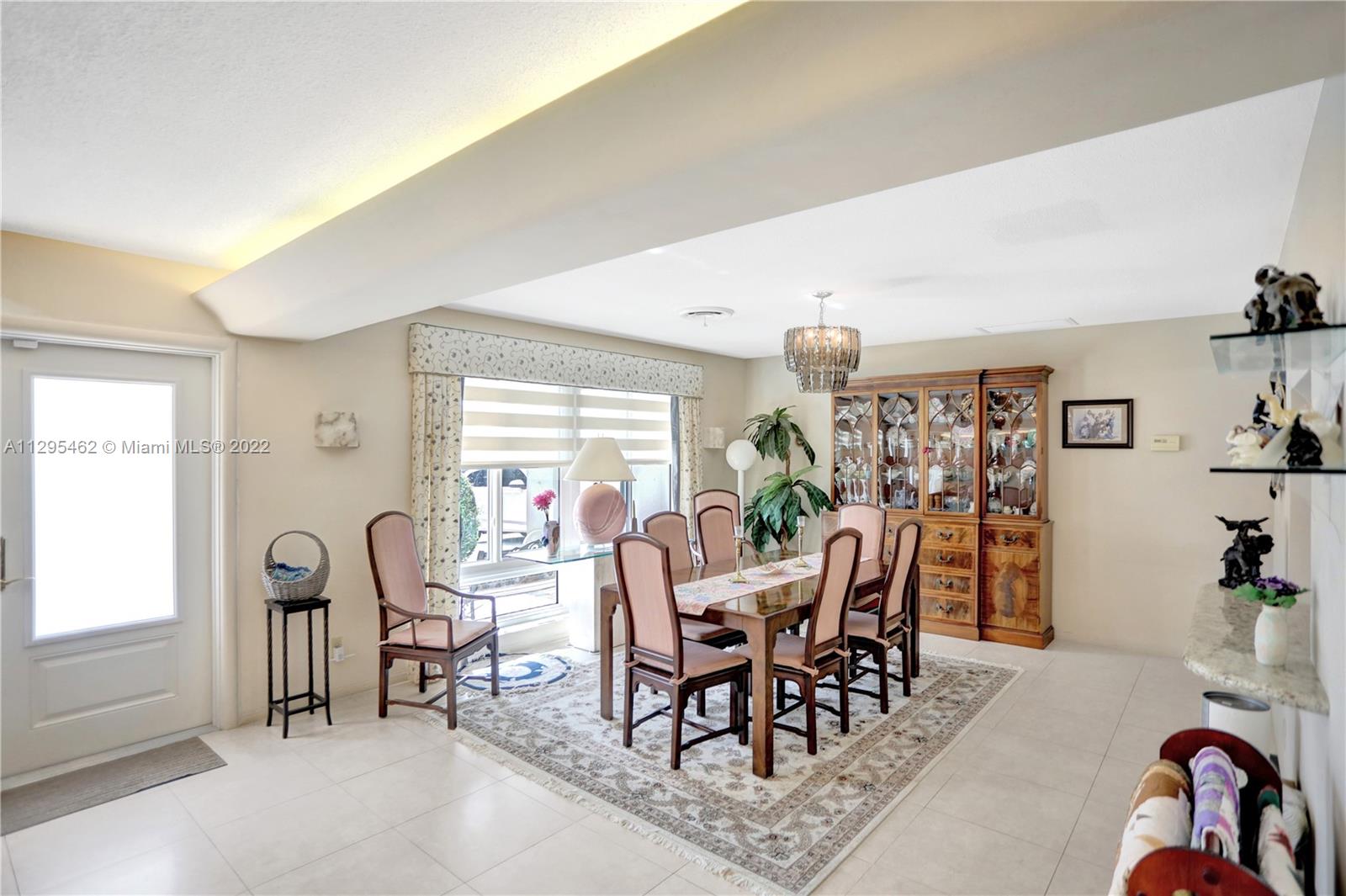 Listing Photo 7