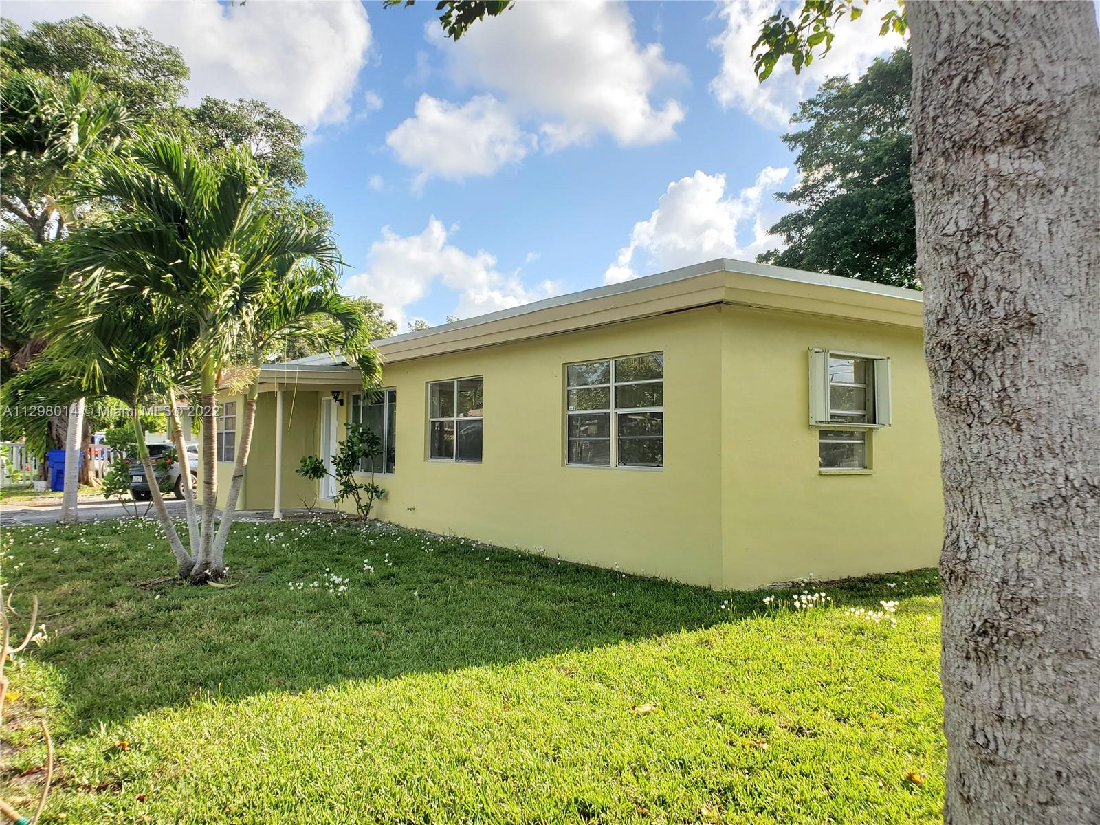 507 N 61st Ave  For Sale A11298014, FL
