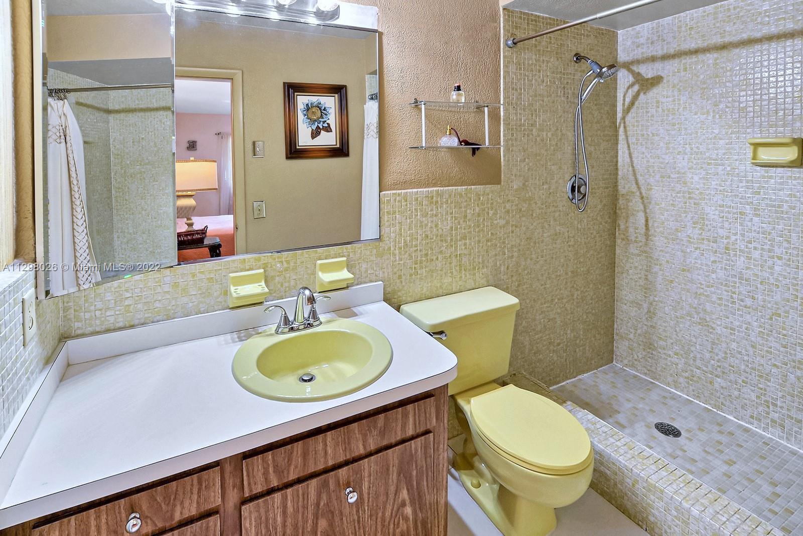 Listing Photo 20