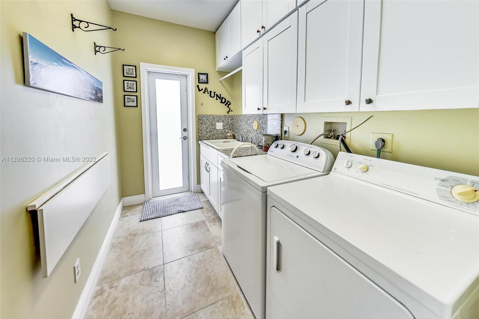 Listing Photo 32