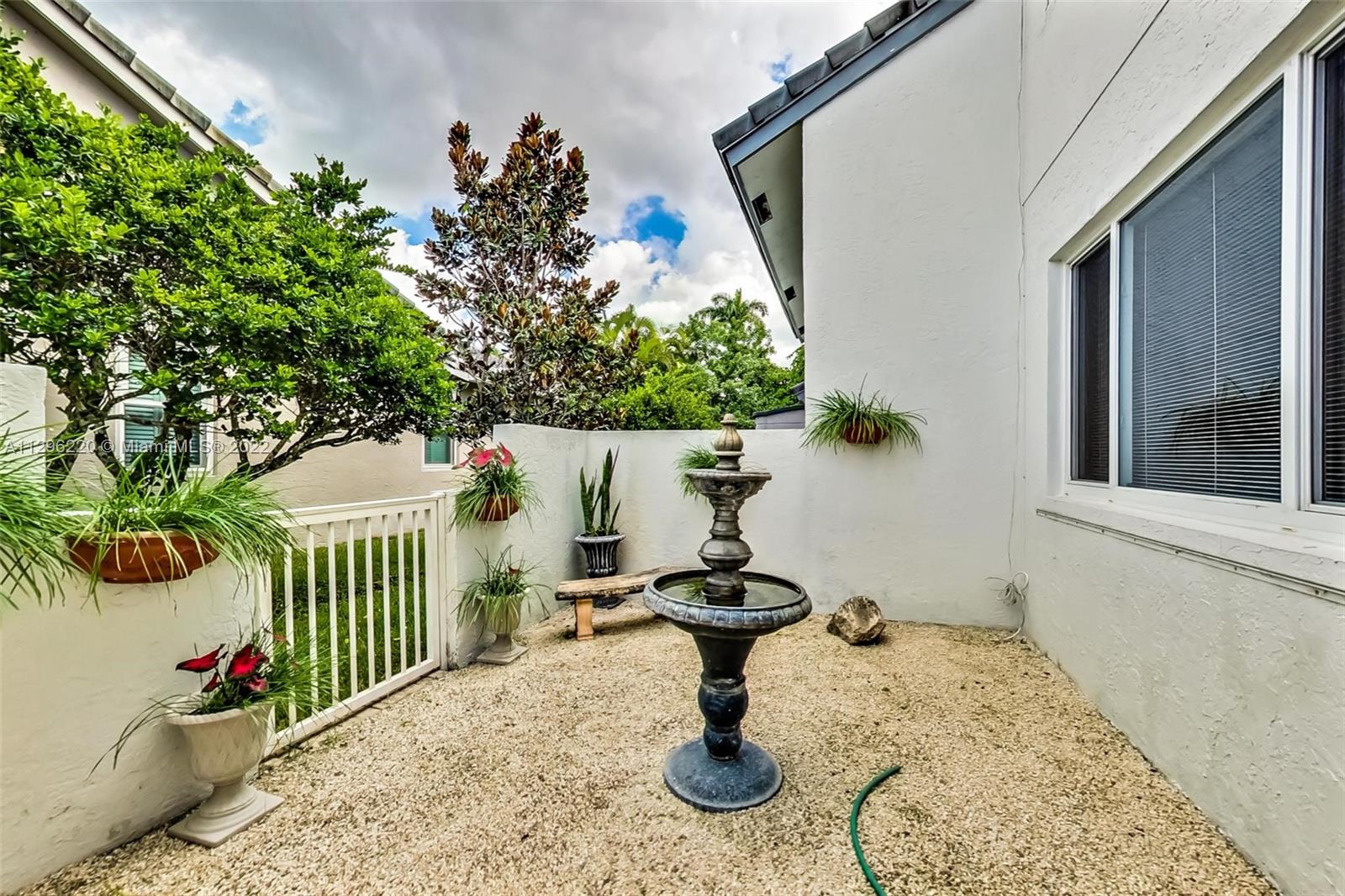 Listing Photo 43