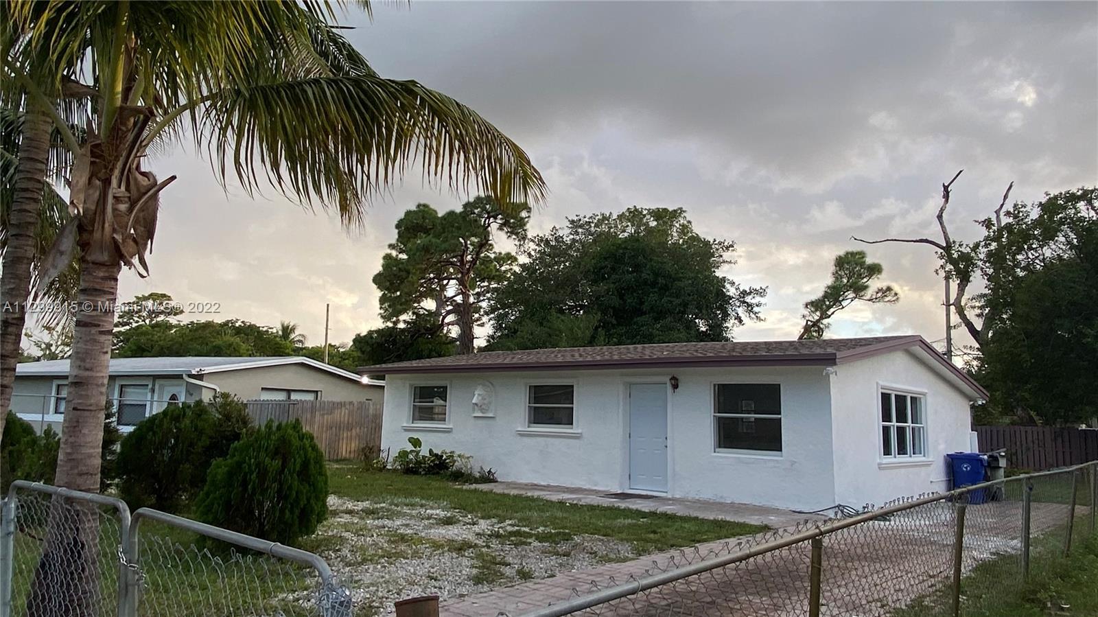 1573 NW 15th Ter, Fort Lauderdale, FL 33311