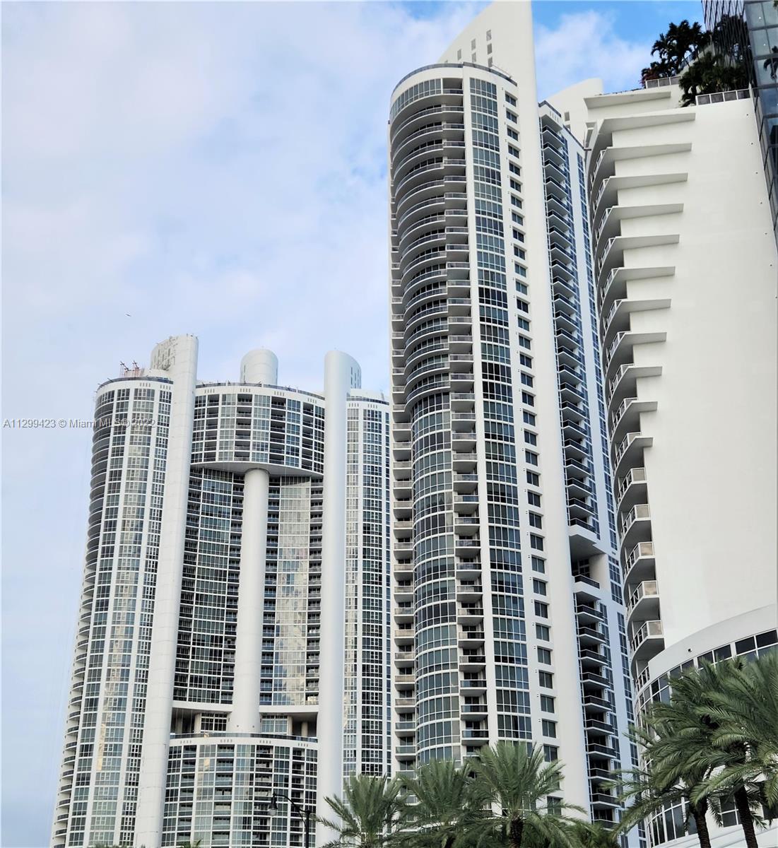 Photo 1 of Trump Palace and Royale Royale Apt 4305 in Sunny Isles Beach - MLS A11299423