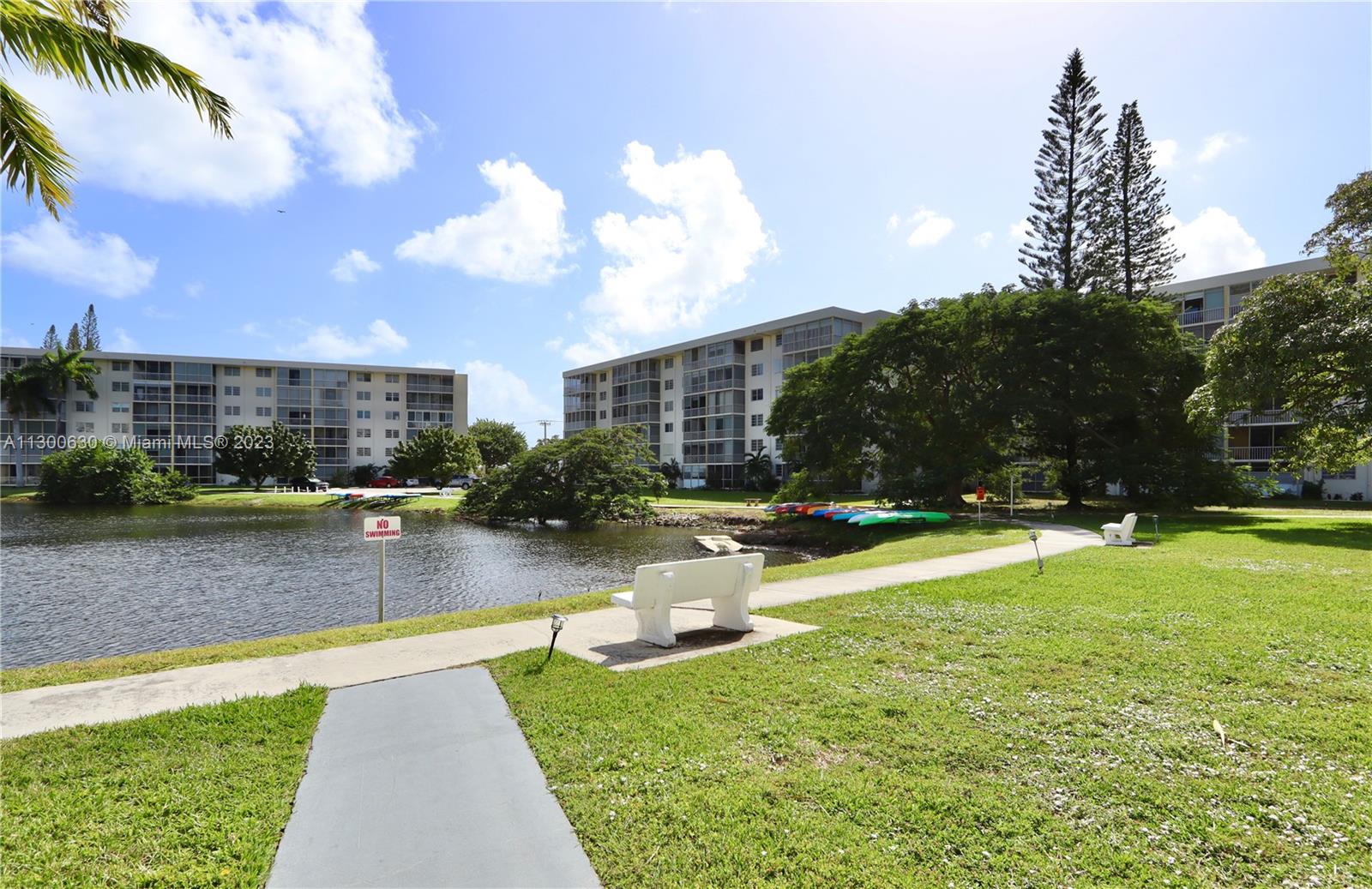 2851 Leonard Dr J614, Aventura, FL 33160