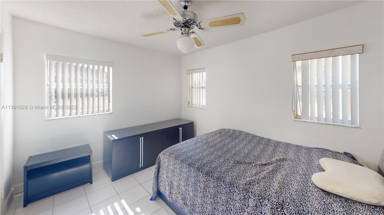 Guest bedroom