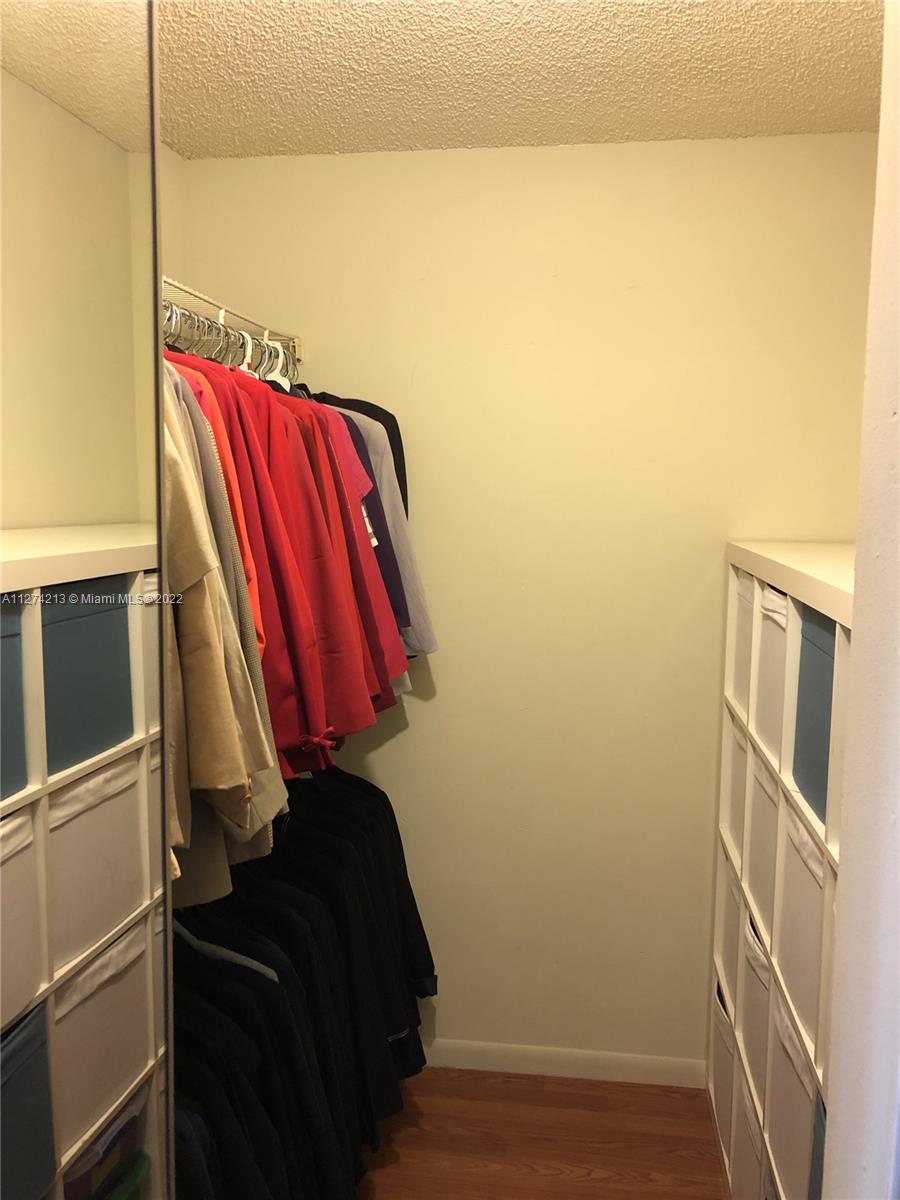 Masterbedroom walk in closet#1.