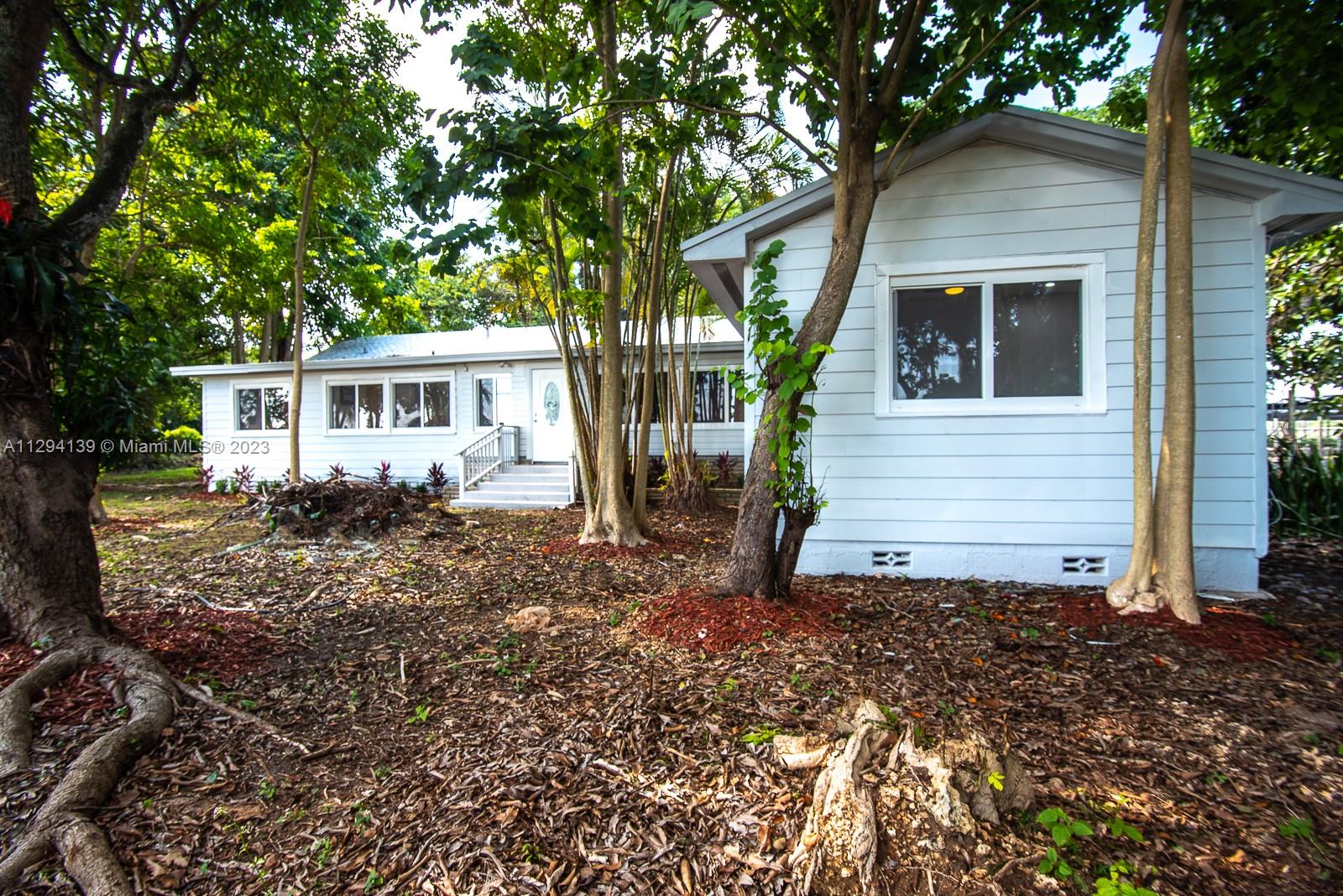 Listing Photo 16
