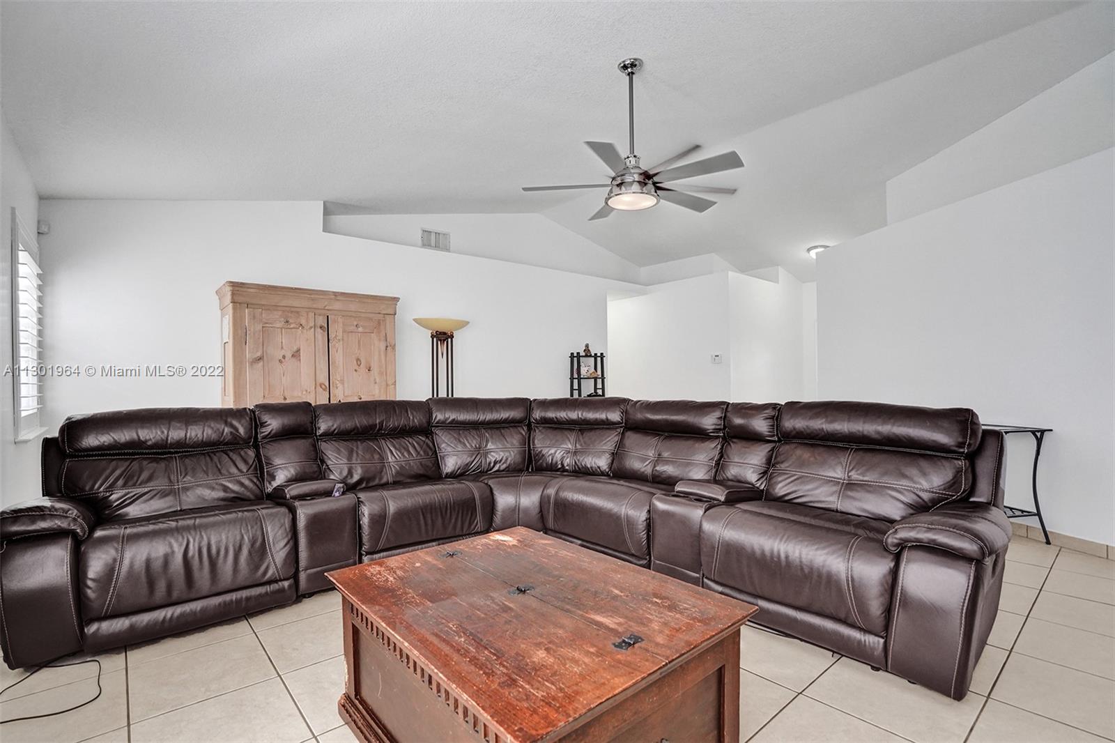 Listing Photo 17