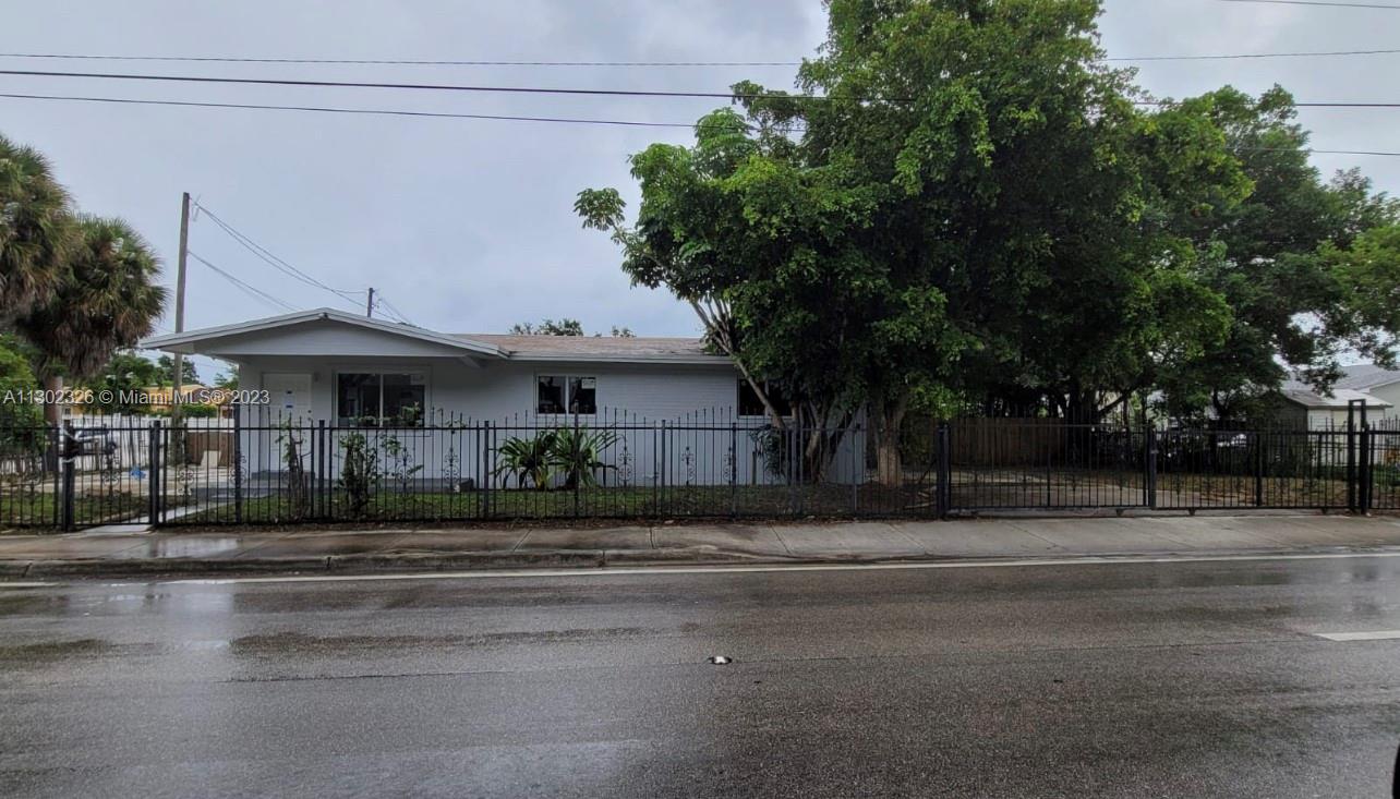 4847 NW 12th Ave  For Sale A11302326, FL