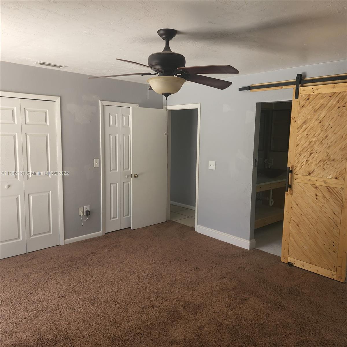 Listing Photo 10