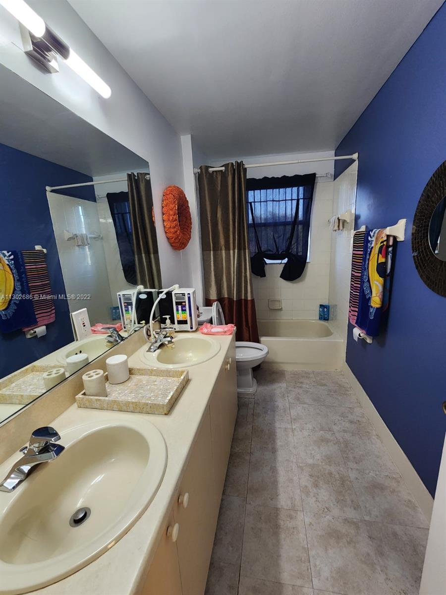 Listing Photo 14
