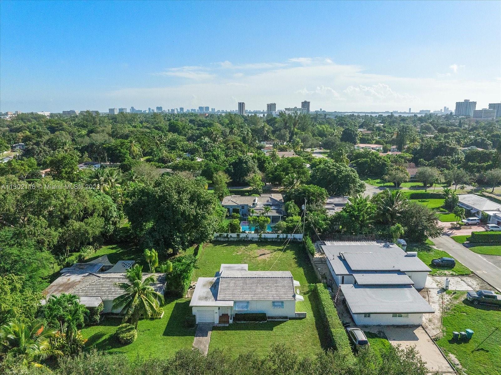 Arial lot, residential neighborhood Biscayne Park