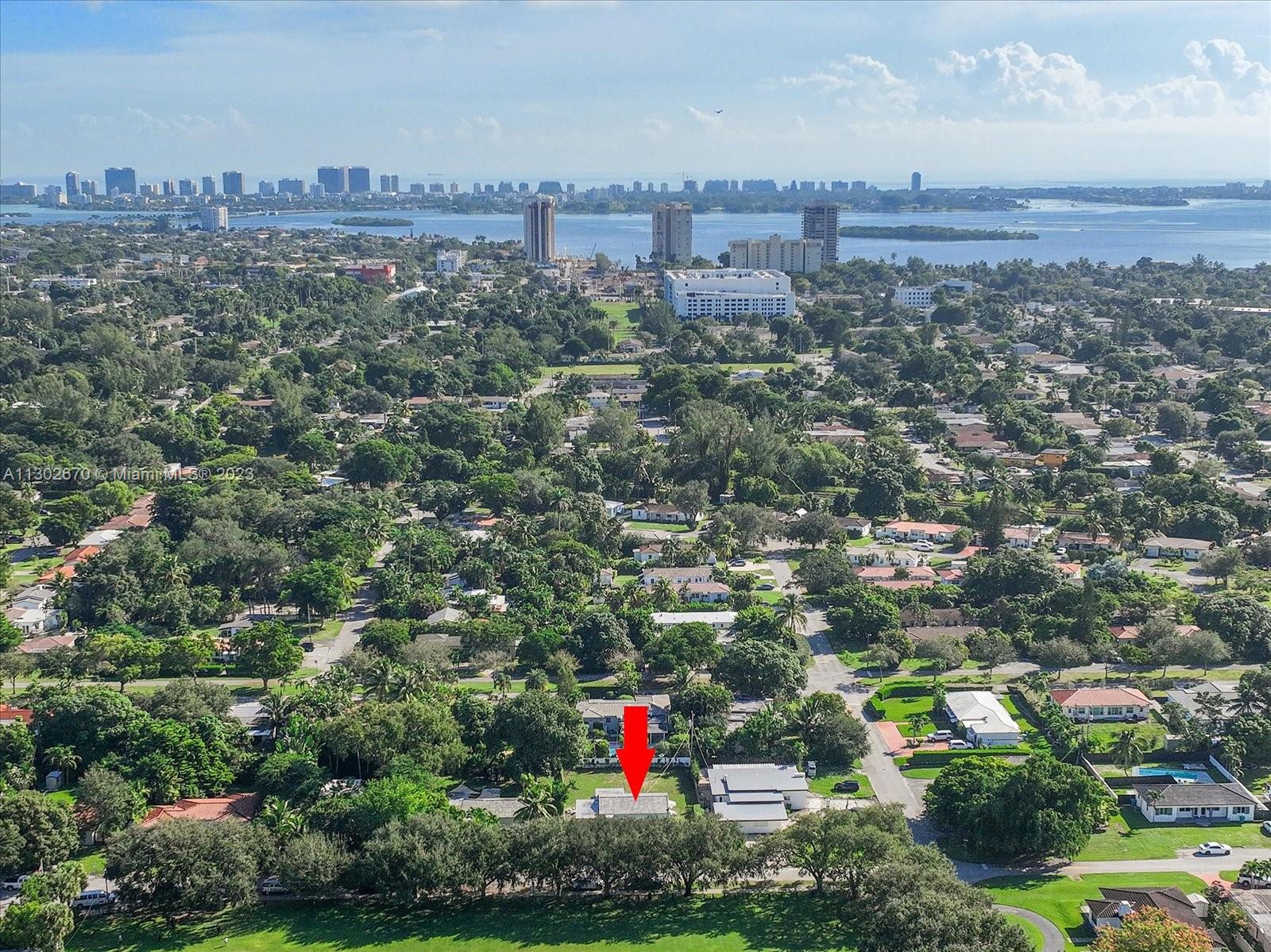 Lot location Biscayne Park