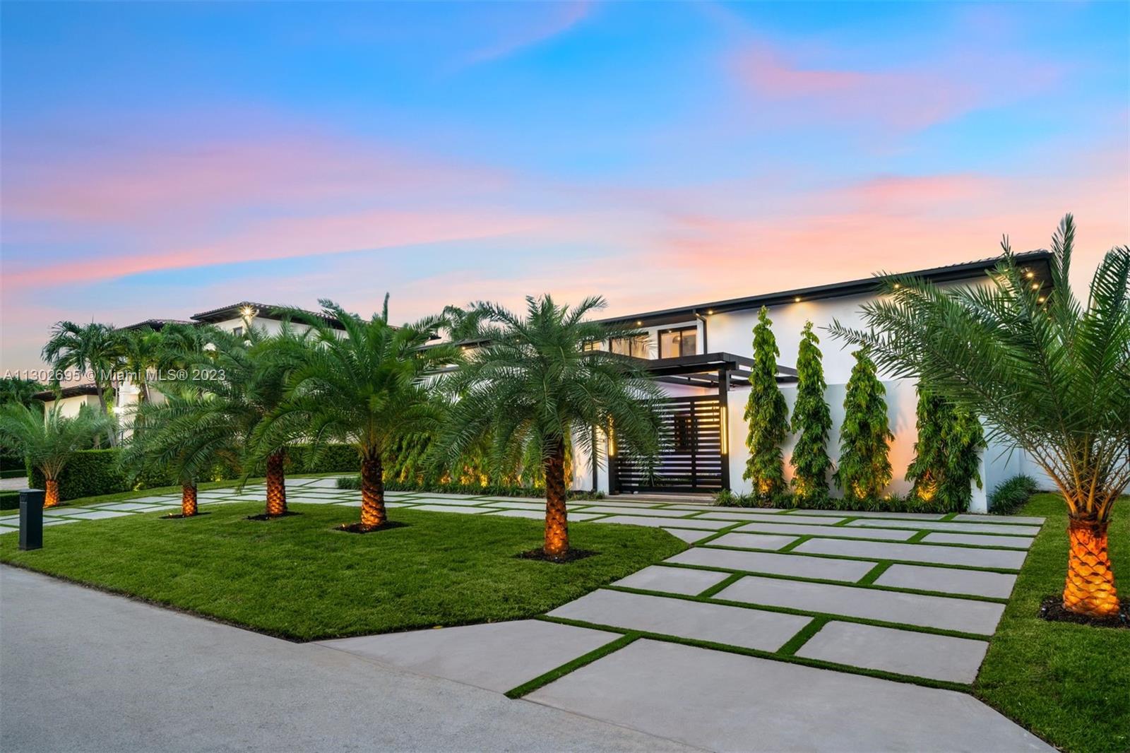 Beautiful Modern luxury waterfront home in Gables by the Sea. 100' no-bridge deep & direct Ocean Access to Biscayne Bay. 8BD 8 full baths + gym. All new electric, plumbing, roof, sheetrock, full impact glass, 48x48 porcelain floors, 4-zone+ AC's, 4-car lift-capable garage, 2 laundry rooms. Smart sound system, multiple TV's & cameras. Heated saline beach entry infinity edge pool, summer kitchen & fun conversation fire pit. Spacious 2nd floor principal bdrm, sitting room, wet bar & huge closet. All new Thermador appliances, Fisher & Paykel range & gorgeous wine room display. Brand New 80'x10' Epay wood dock & pilings. 1-yr warranty-mechanical, electrical, plumbing. 24/7 guard-gated Coral Gables Community with a park, top tier schools & A+ municipal services.