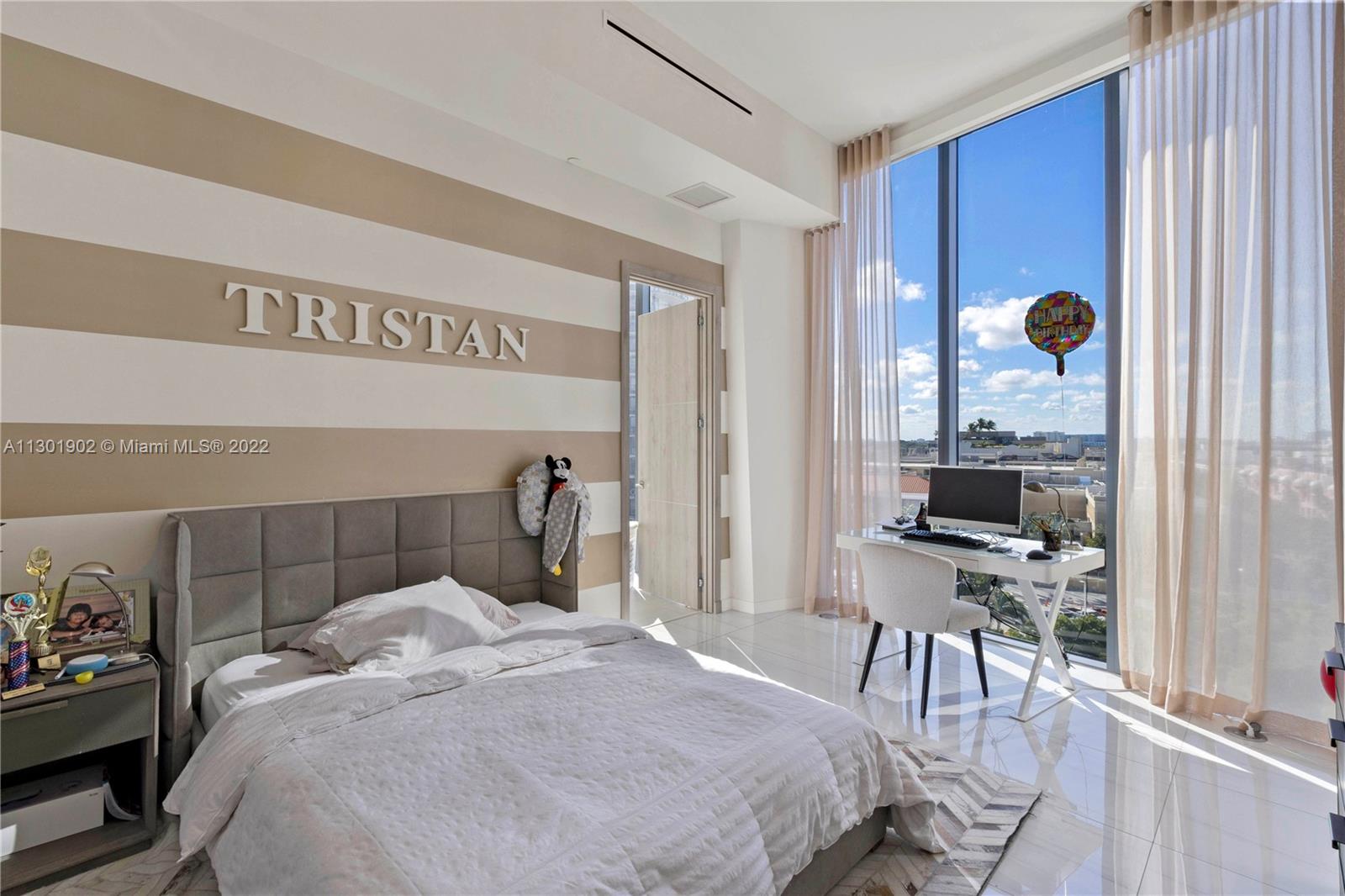 2nd Bedroom