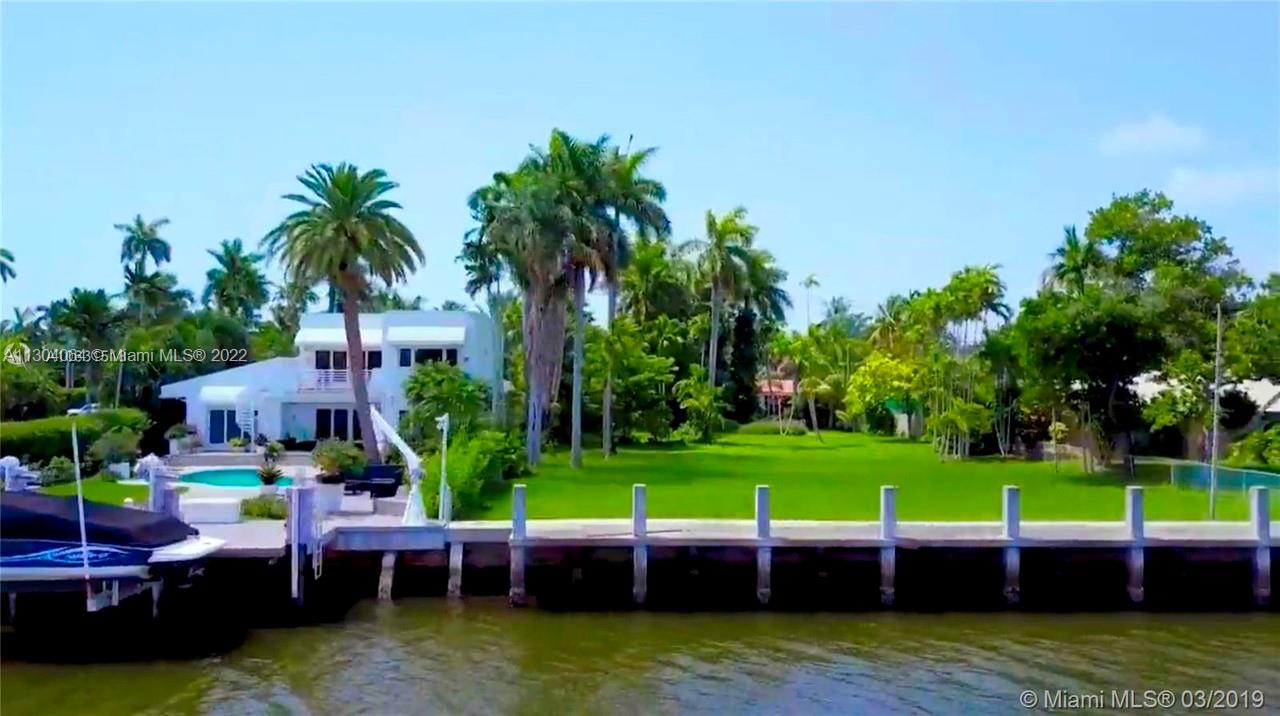 Actual Areal Of Property 85'x235' Waterfront