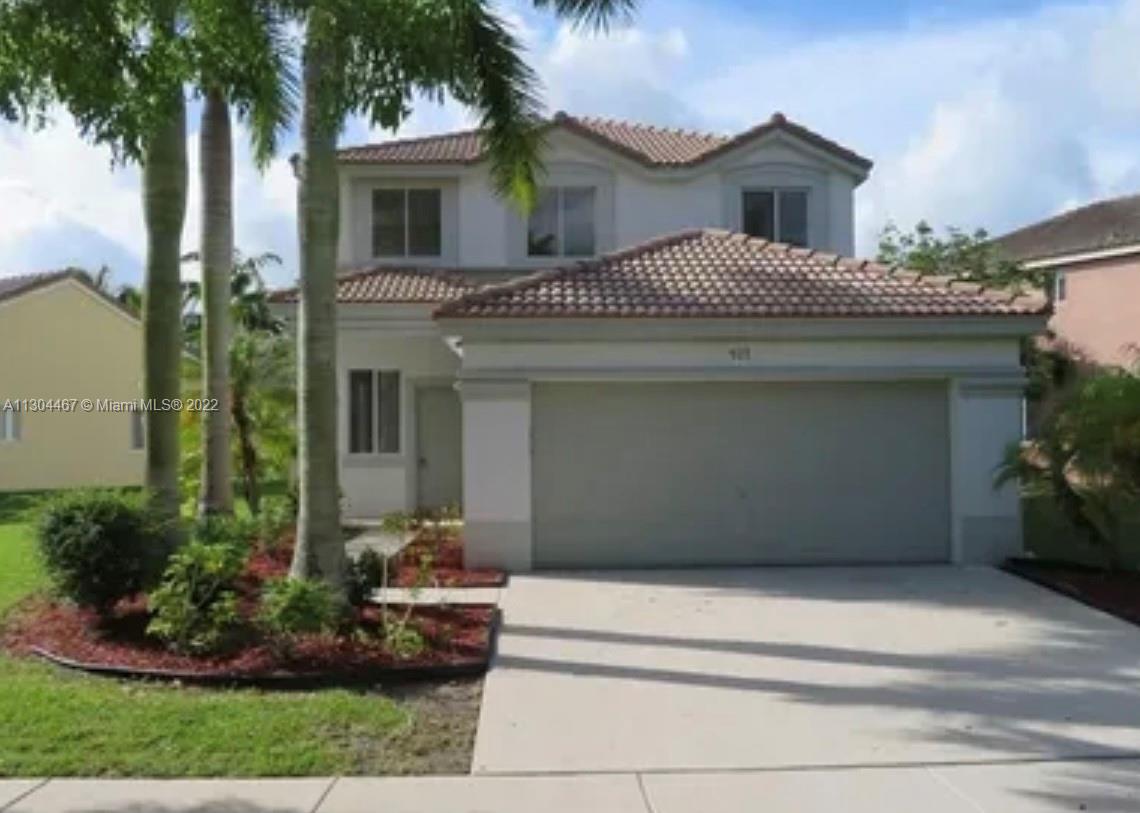 Photo 1 of 927 Golden Cane Dr in Weston - MLS A11304467