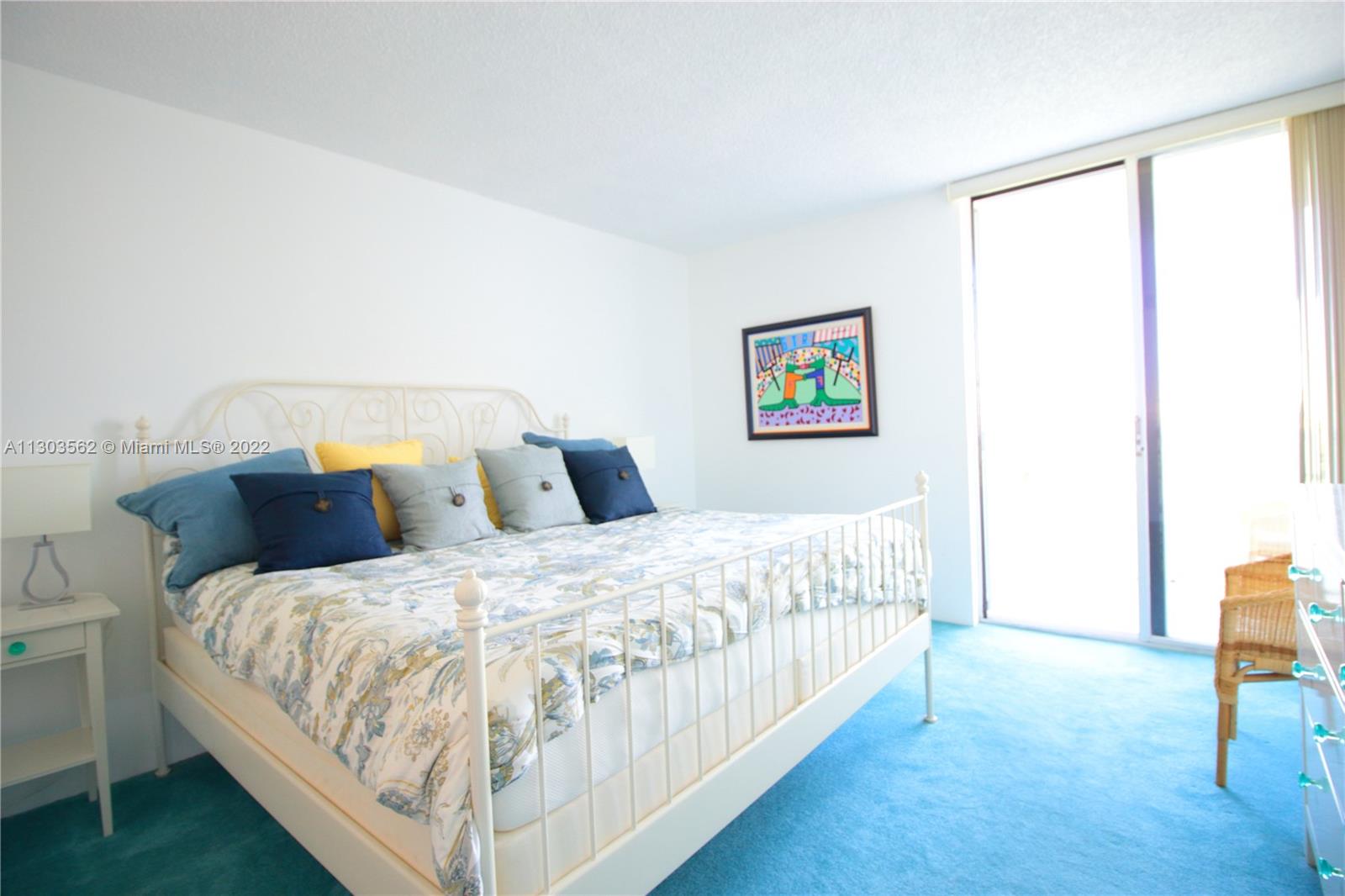 Listing Photo 8
