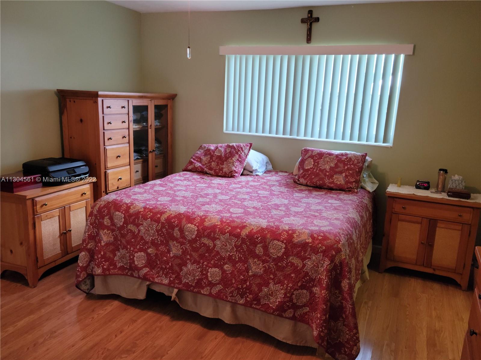Listing Photo 15