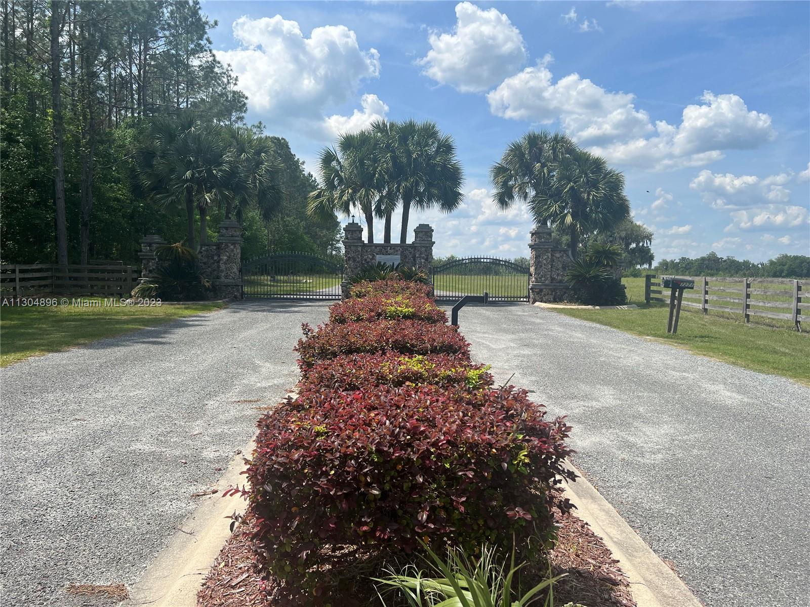 Deer Lake Estate