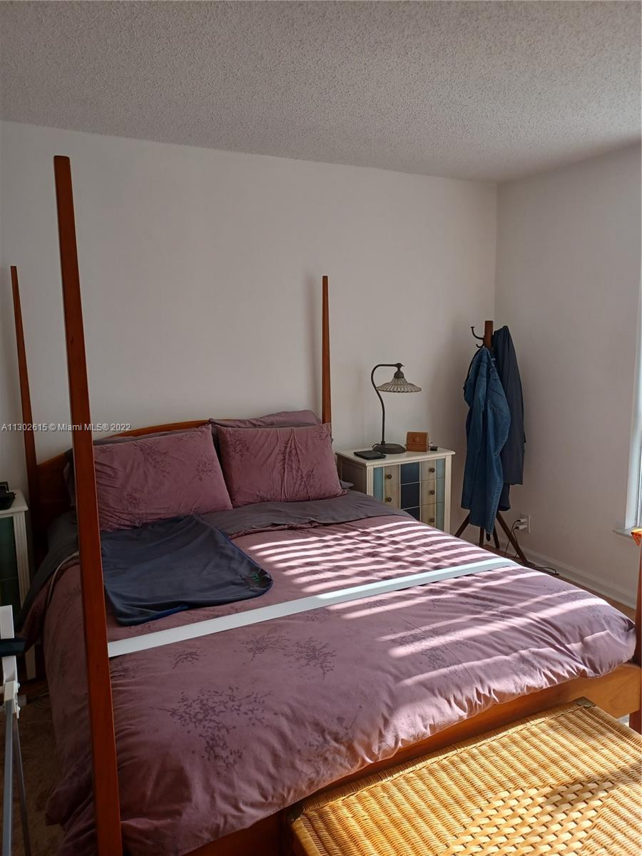 Listing Photo 14