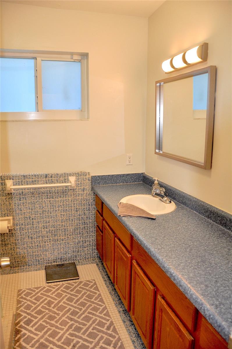 This master bath has a walk in shower.
