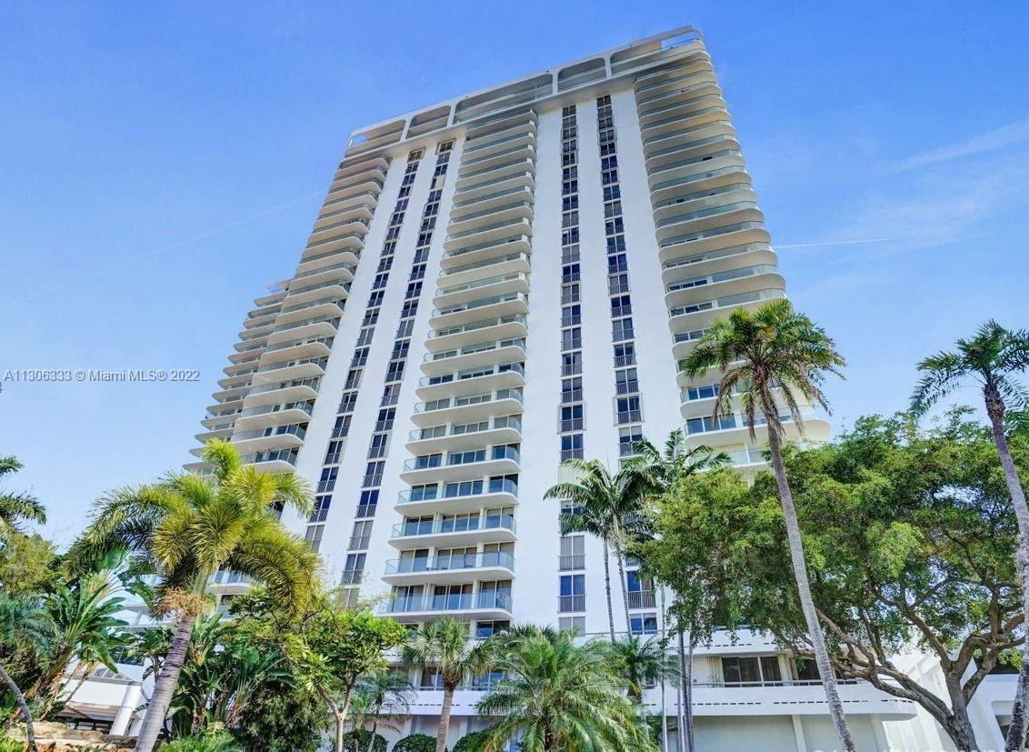 Most desirable building in Aventura! An opportunity to own 1 of the only 4 Tower Suites at prestigious Turnberry Isles North Tower. Spacious and bright 5 Bedrooms / 5.5 Bathrooms featuring unmatched an oversized glass railing wraparound balcony with 270-degree breathtaking wide-open golf course and canal/ocean views. High end finishes throughout, all built-in appliances in the kosher kitchen. Walk-in Closets, White Porcelain Tile. Luxury Amenities include gym, pool deck with direct bay views, 24-hour security, Restaurant and much more. Building located at the hearth of Aventura, walking distance to House of Worship; Aventura Circle, Aventura Mall, easy access to US-1 Biscayne and Collins Ave. For a private tour and more details please see Broker Remarks.