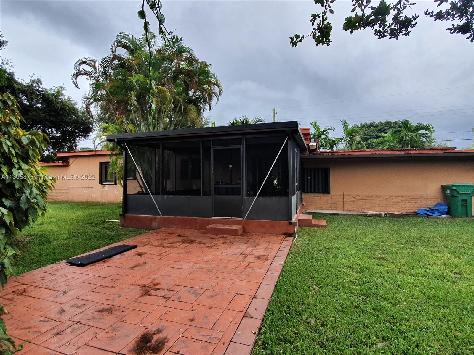 Listing Photo 9