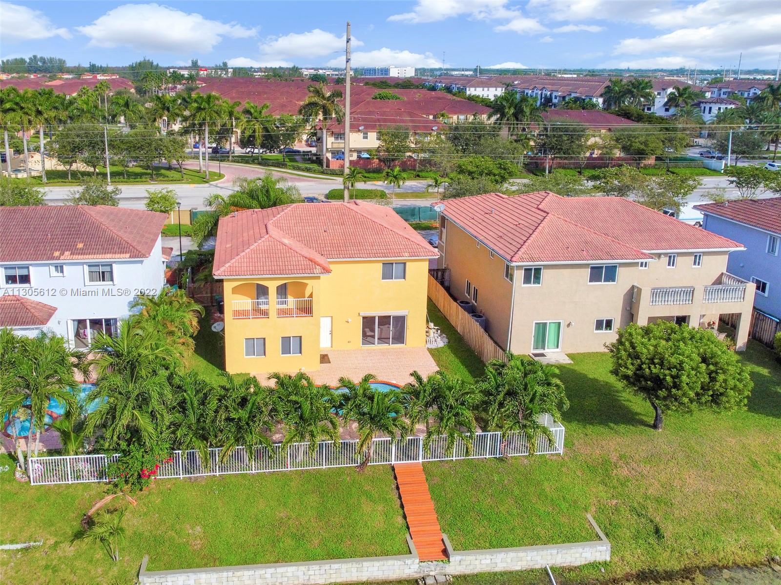 Listing Photo 11